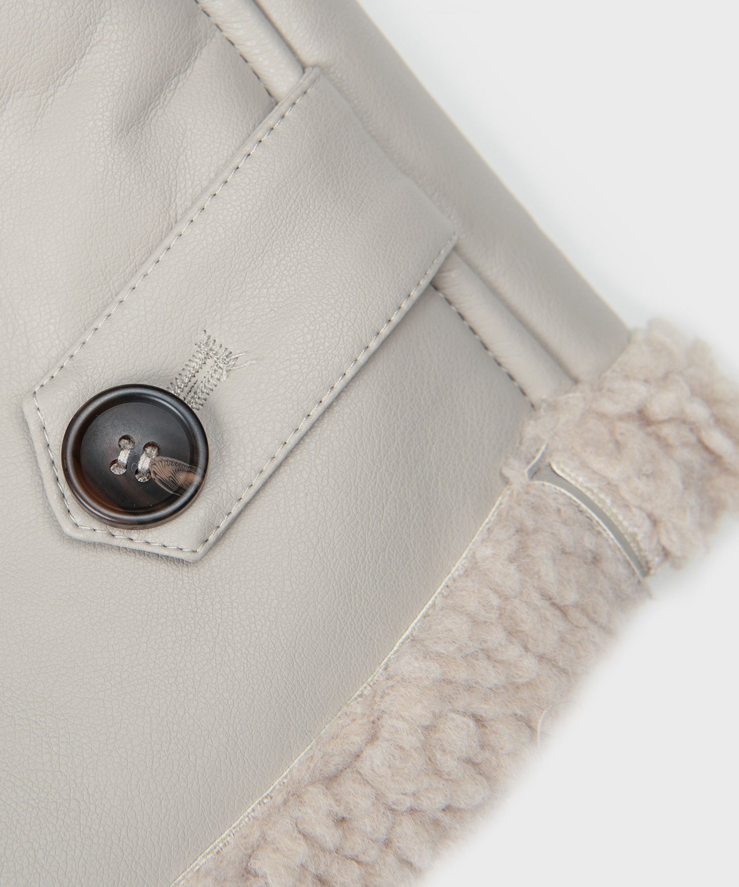 MUSINSA | PLACE STUDIO Solid Mouton Fleece Fleece Leather