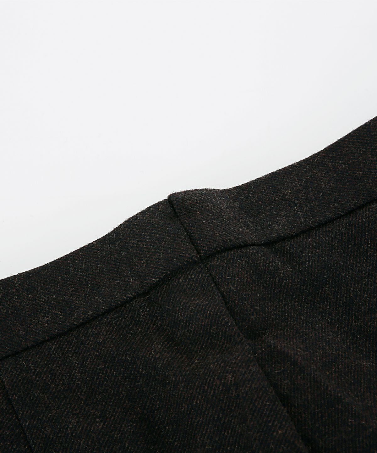 벨리프(BELLIEF) Wool Flannel two tuck pants (Brown)