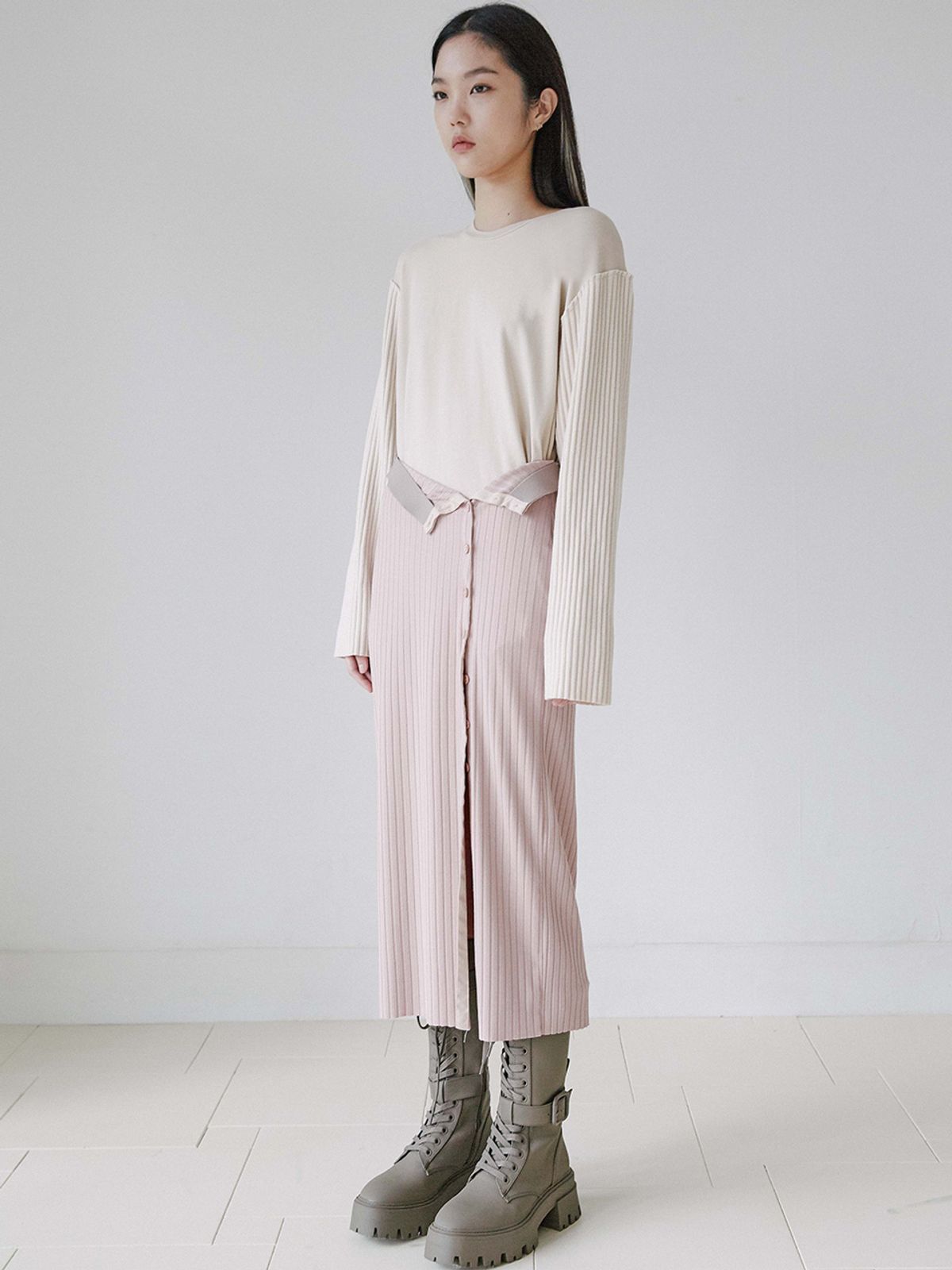 라비드(RA VIDE) FLUFF RIB LAYERED LONG TEE CREAM PINK