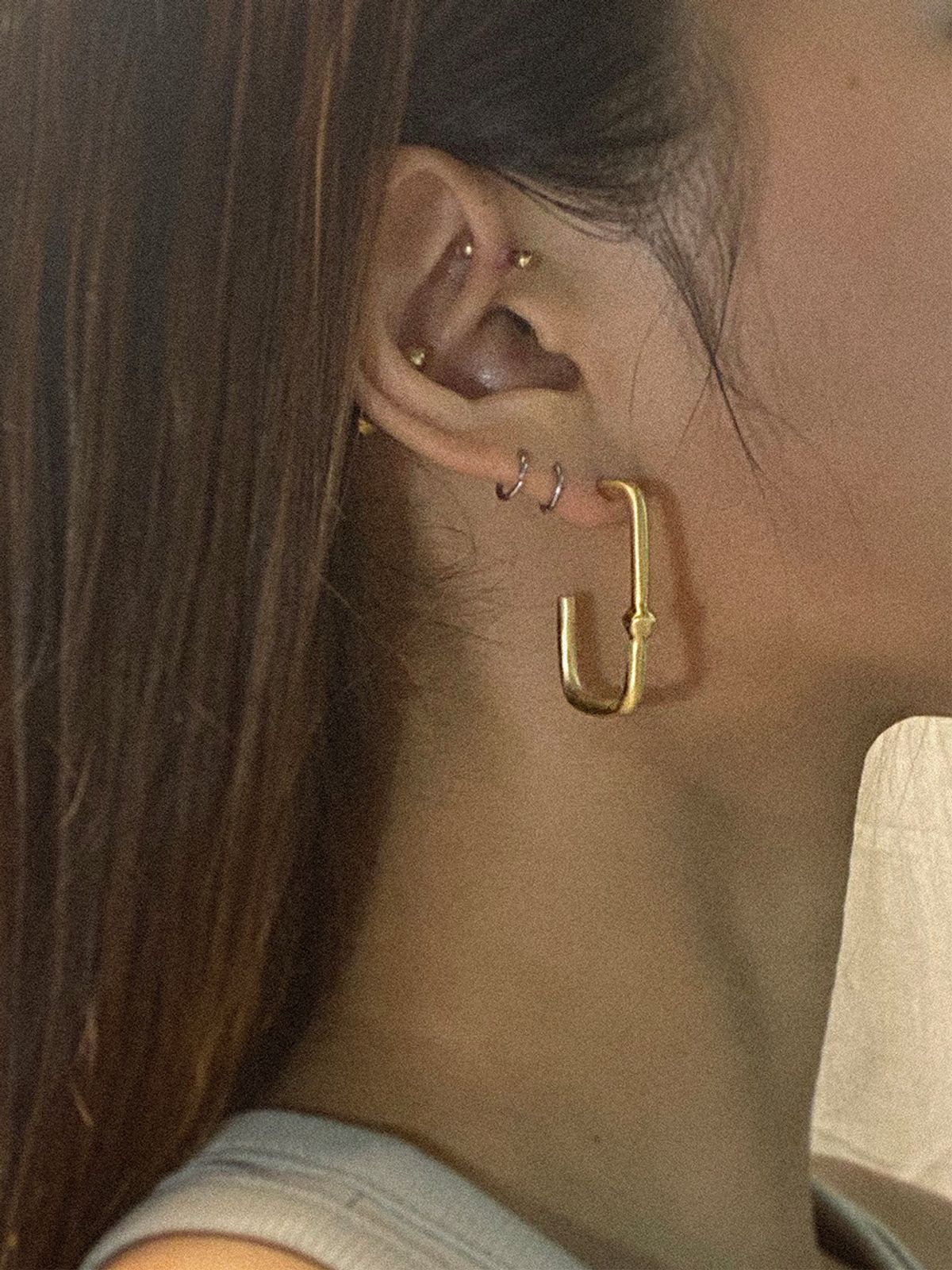 아드리비툼(ADLIBITUM) PEBBLE EARRING