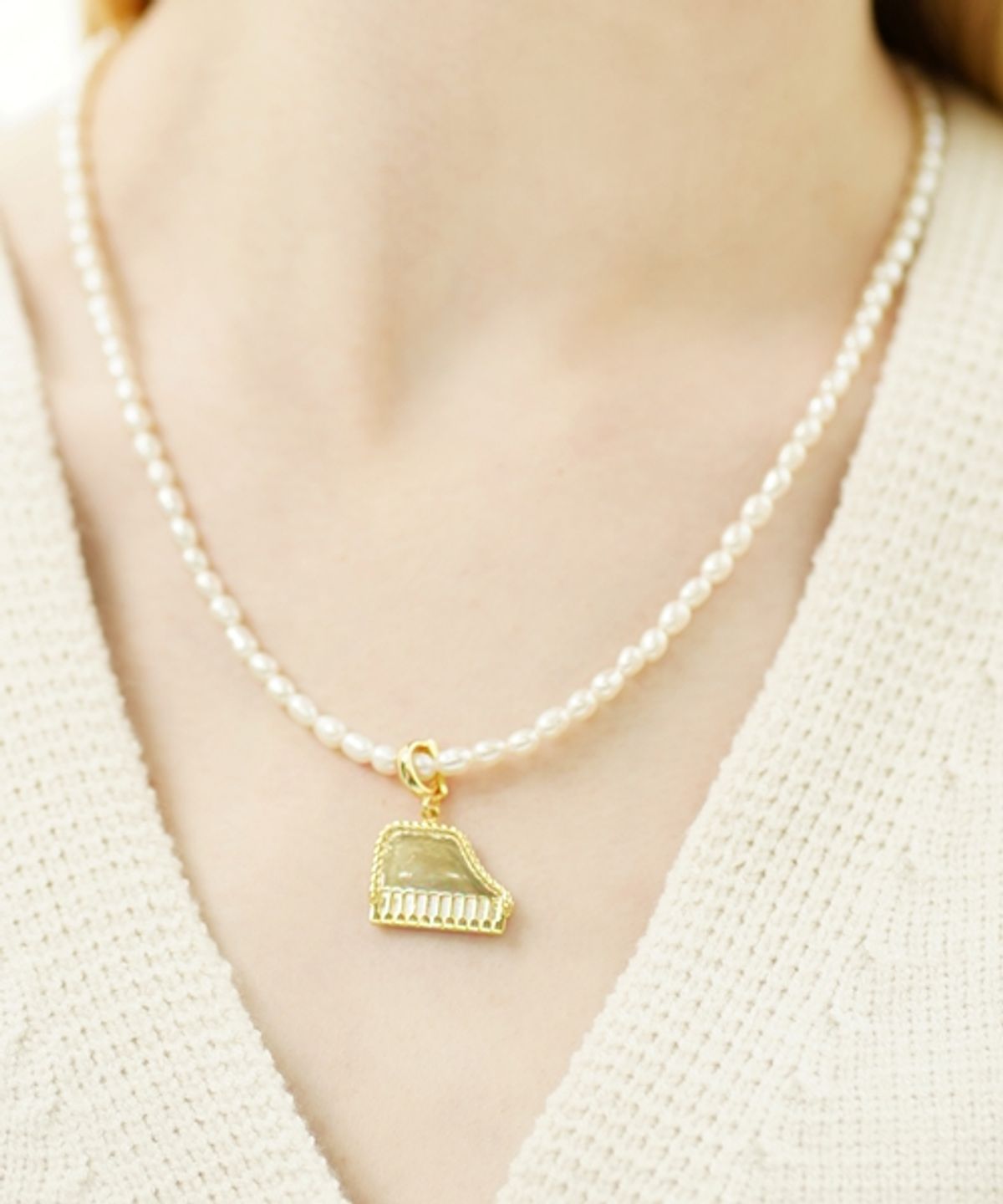 봉보(BONBEAU) Breeze pearl simple layered Necklace 레이어드 쌀알 담수진주 목걸이 4mm 5mm