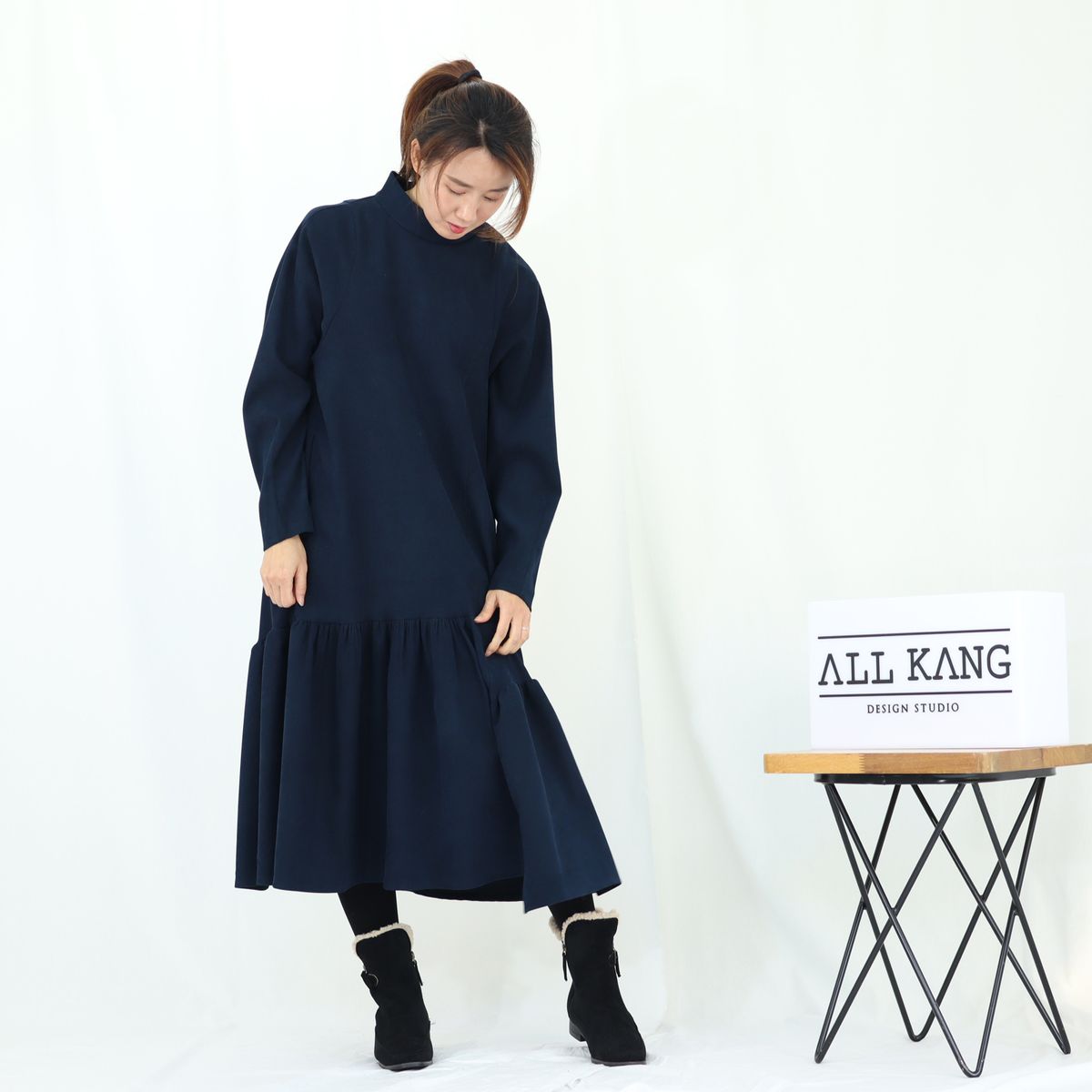 올강 디자인 스튜디오(ALL KANG DESIGN STUDIO) 코듀로이 언발 프릴 롱원피스