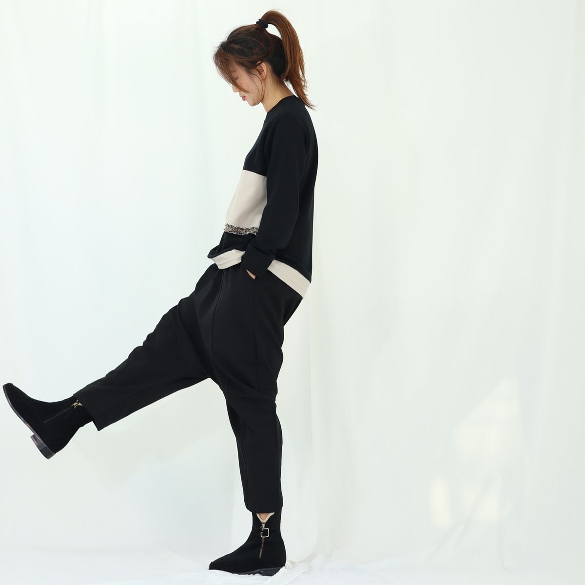 올강 디자인 스튜디오(ALL KANG DESIGN STUDIO) 아방가르드 배기팬츠
