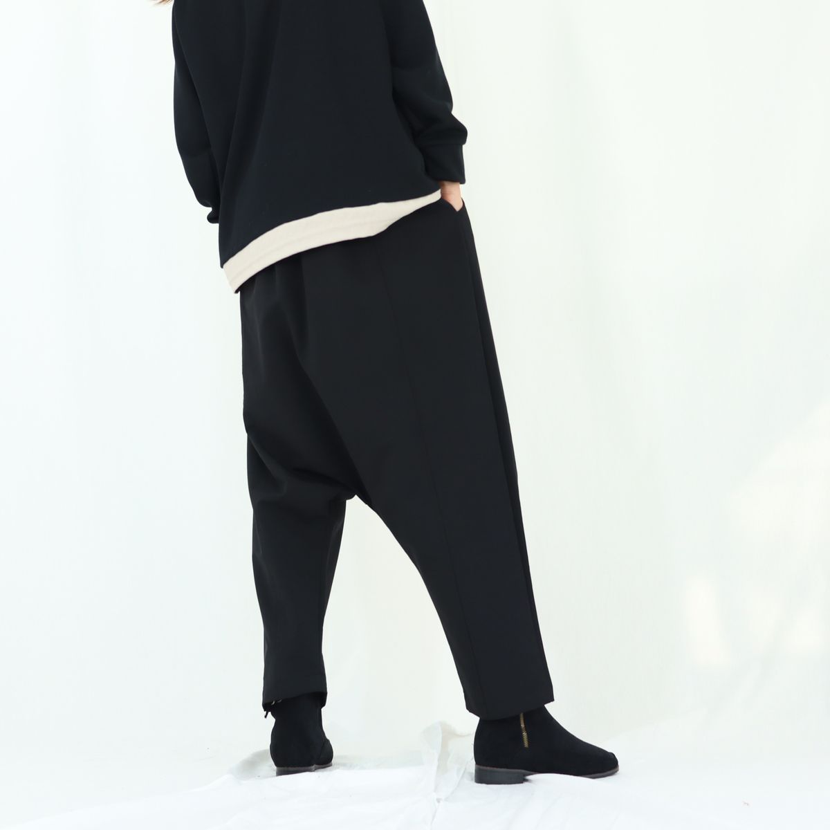 올강 디자인 스튜디오(ALL KANG DESIGN STUDIO) 아방가르드 배기팬츠