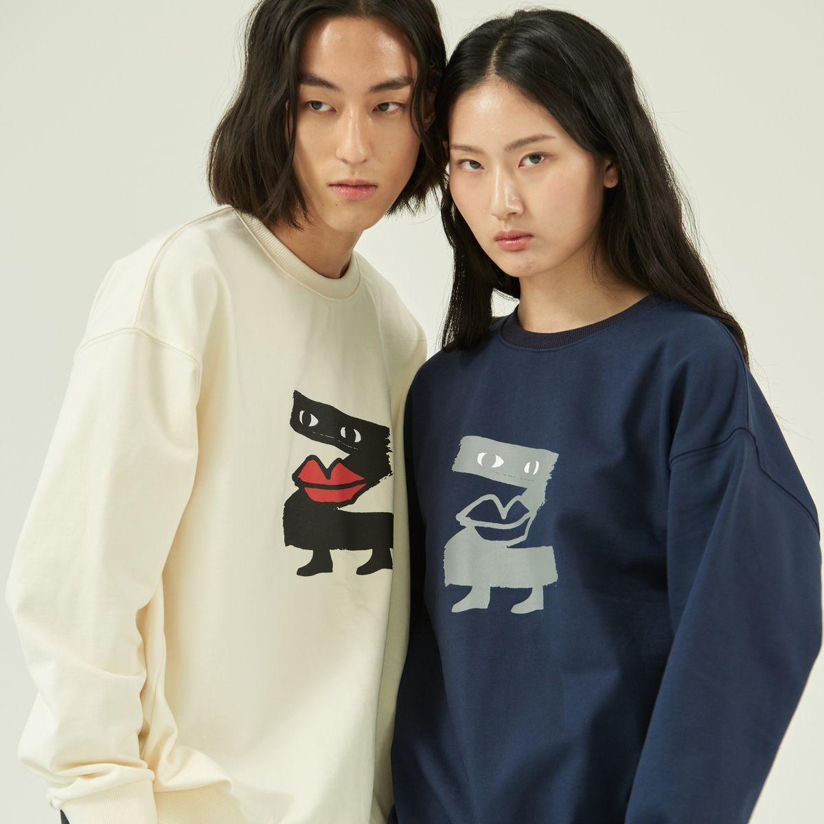 젠아더(ZNOTHER) Z 빅로고 맨투맨