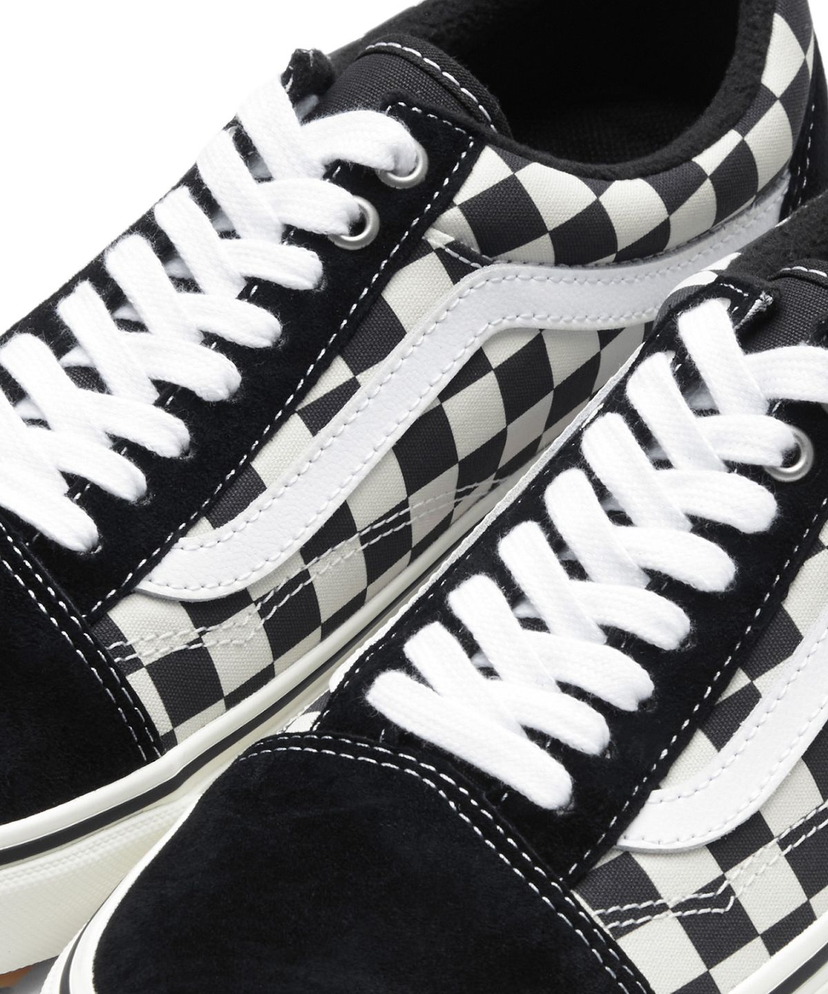 반스(VANS) 올드스쿨 MTE-1 - 블랙:화이트:체커보드 / VN0A5I12A041