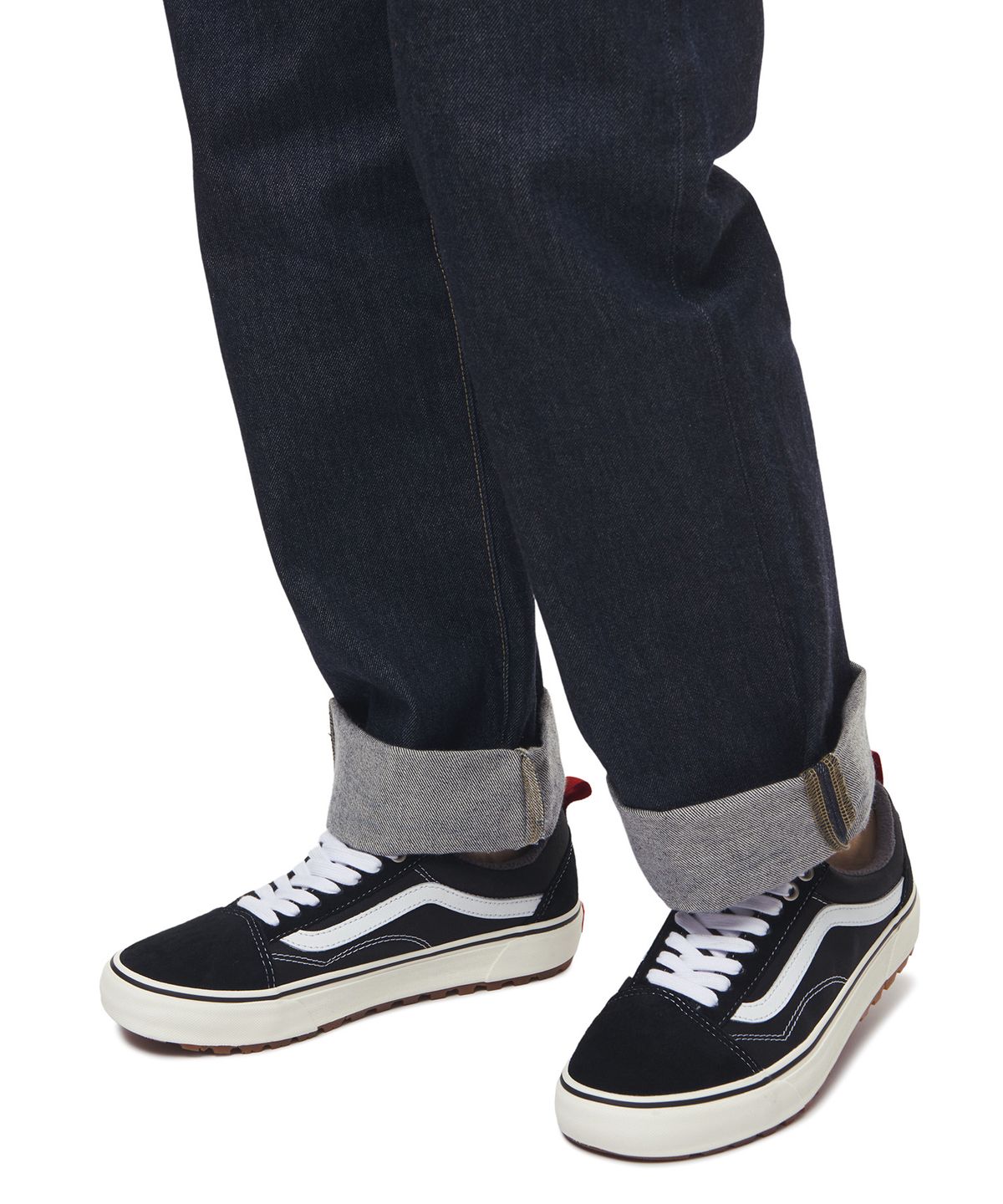반스(VANS) 올드스쿨 MTE-1 - 블랙:화이트 / VN0A5I12Y281