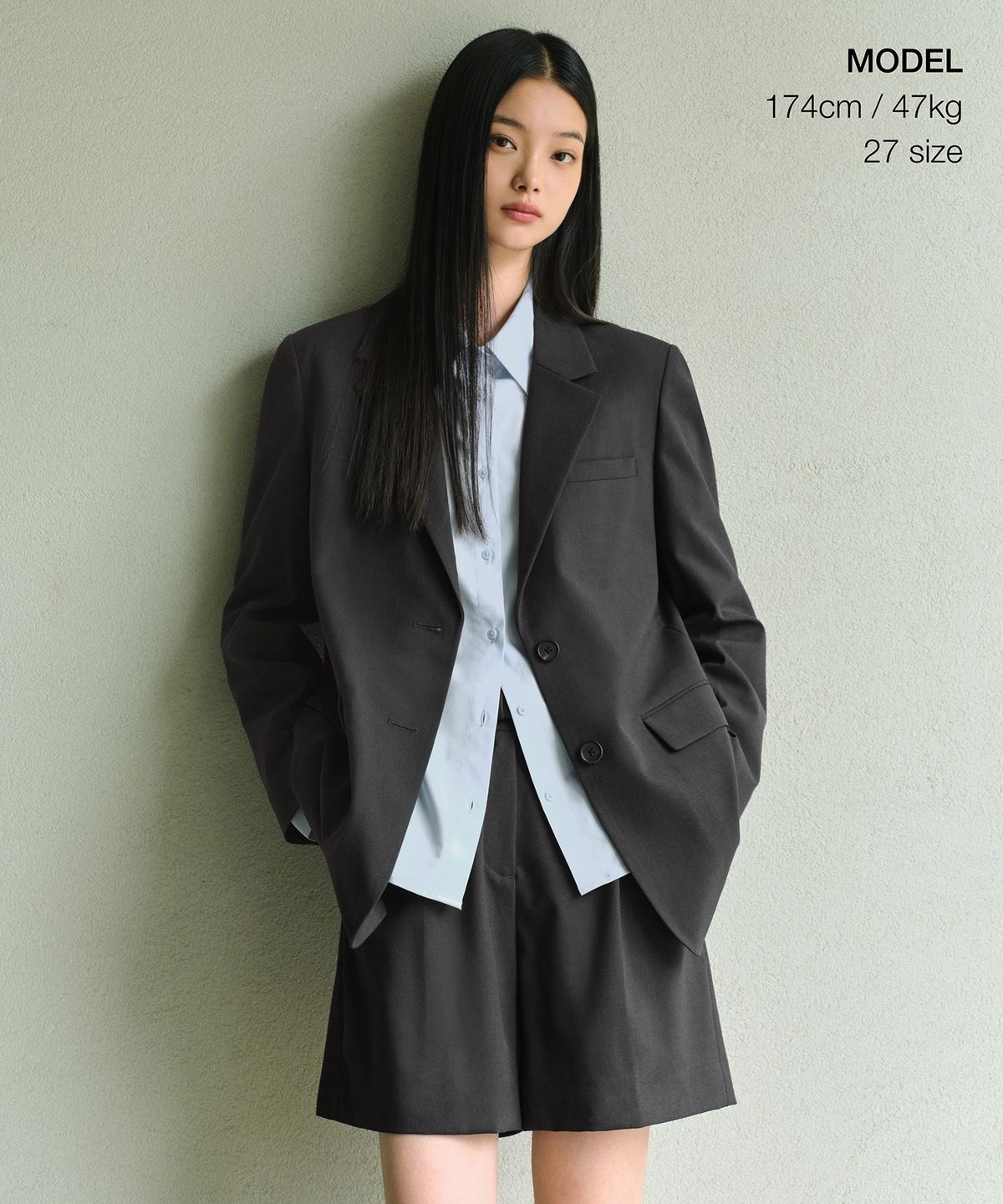 무신사 스탠다드 우먼(MUSINSA STANDARD WOMAN) 우먼즈 라이트웨이트 히든 밴딩 하프 슬랙스 [그레이]