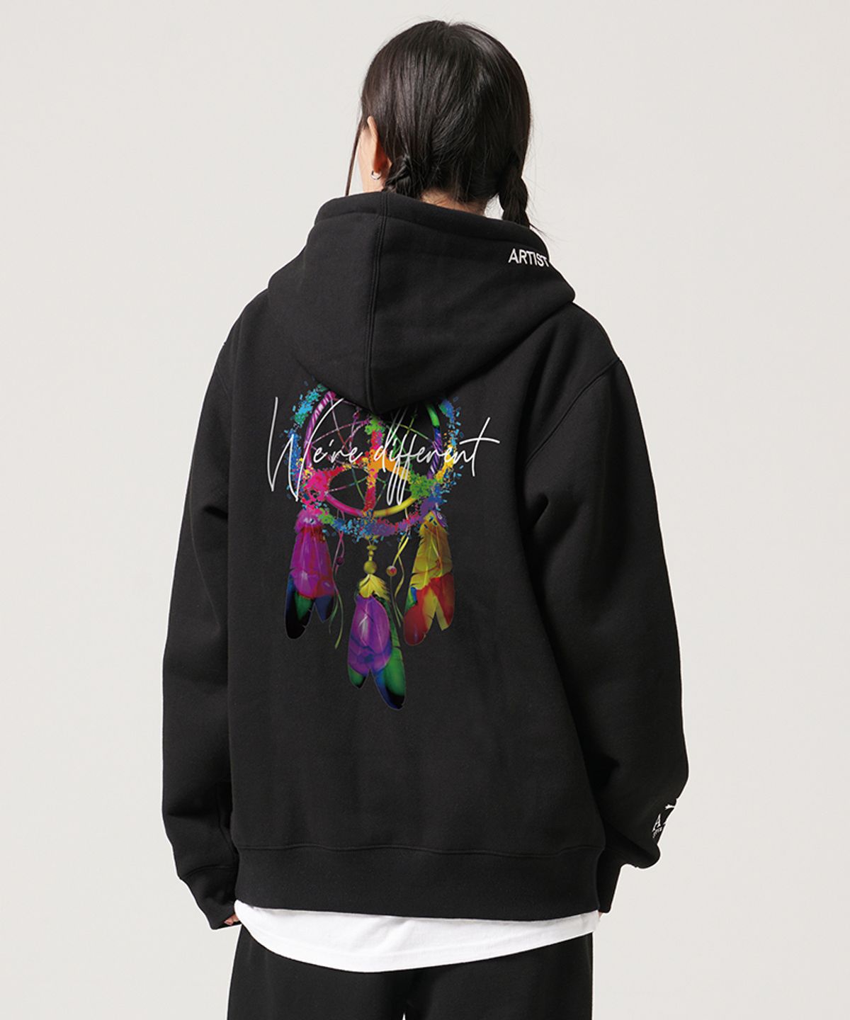 아티스트웨어(ARTISTWEAR) [ATW] 디퍼런트 오버핏 후드티_BK