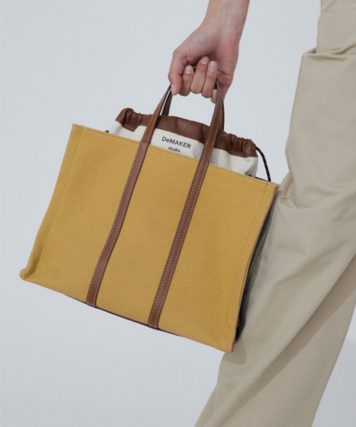 드메이커(DEMAKER) New vase medium bag-mustard
