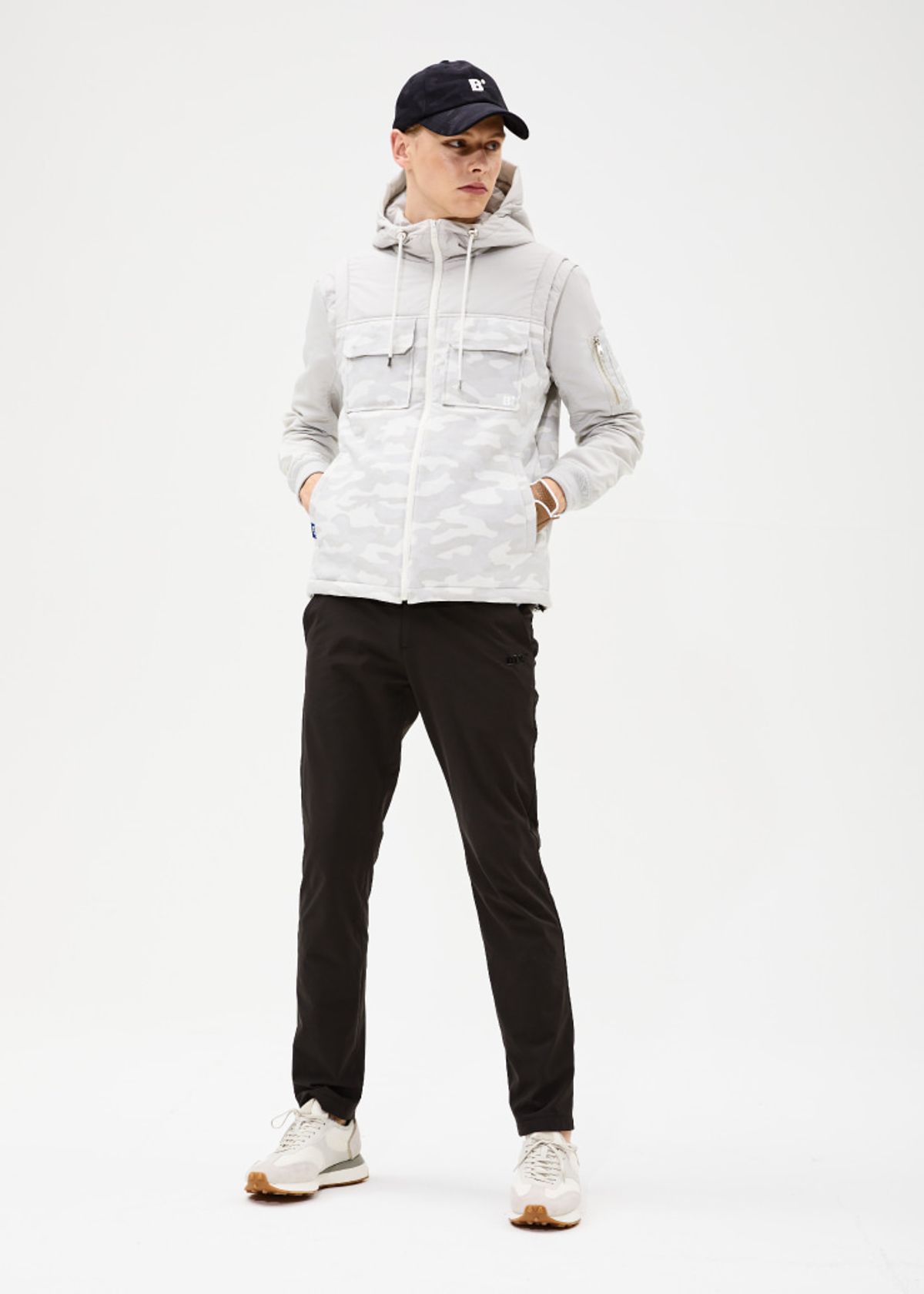 블루닷(BLUDOT) SIGNATURE STRETCH PANTS_KH