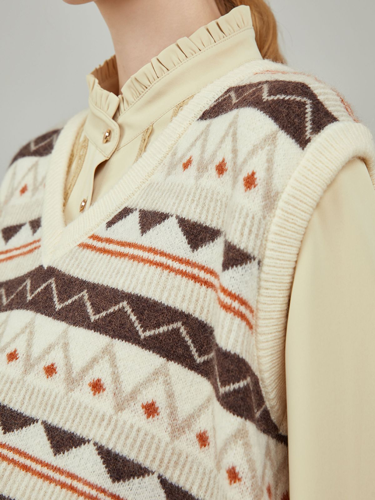 웬스데이딜라잇(WEDNESDAY DELIGHT) Wendy pattern knit vest_beige