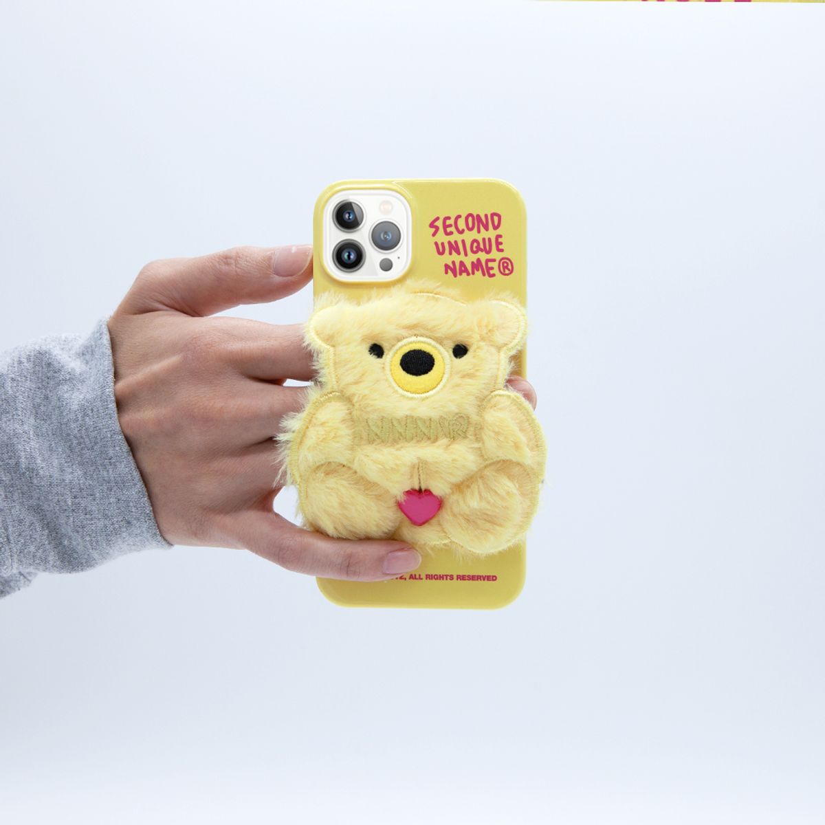 세컨드유니크네임(SECOND UNIQUE NAME) SUN CASE PATCH FUR BEAR LEMON YELLOW