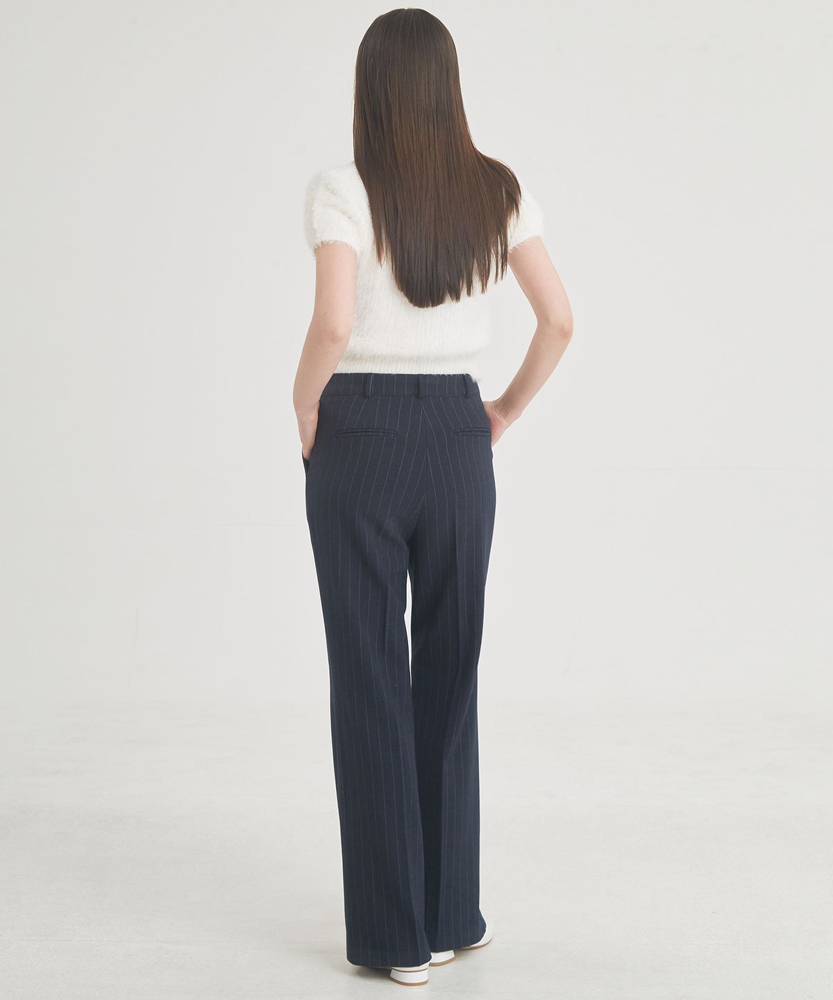 프라이하잇(THEFRHT) Wool Stripe Flare Pants (Navy)