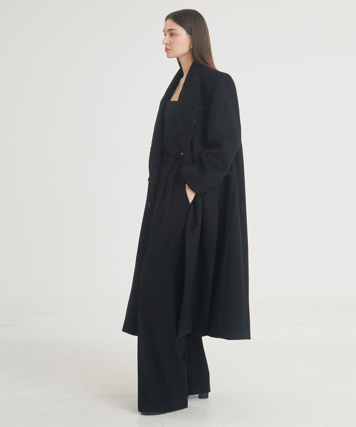 프라이하잇(THEFRHT) Tailored Double-Breasted Slit Coat (Black)