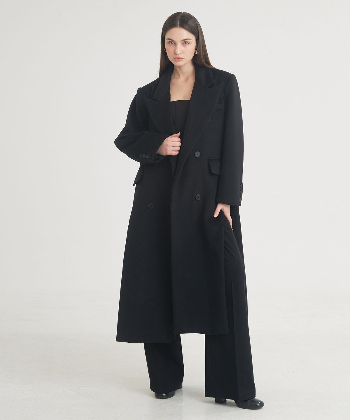 프라이하잇(THEFRHT) Tailored Double-Breasted Slit Coat (Black)