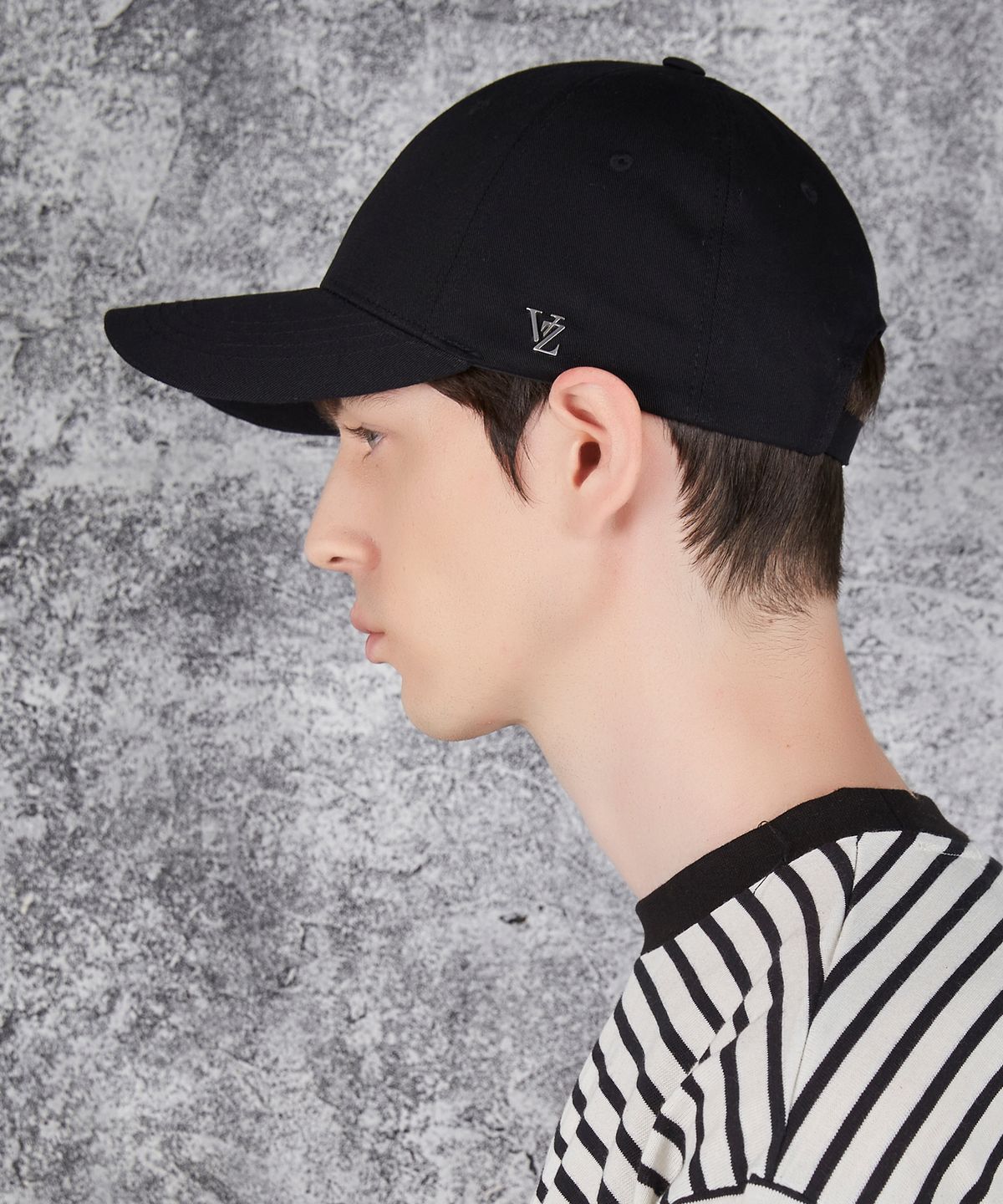 바잘(VARZAR) VZ 스터드 오버핏 볼캡 블랙