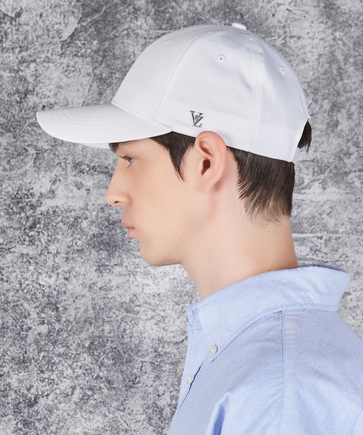 바잘(VARZAR) VZ 스터드 오버핏 볼캡 화이트