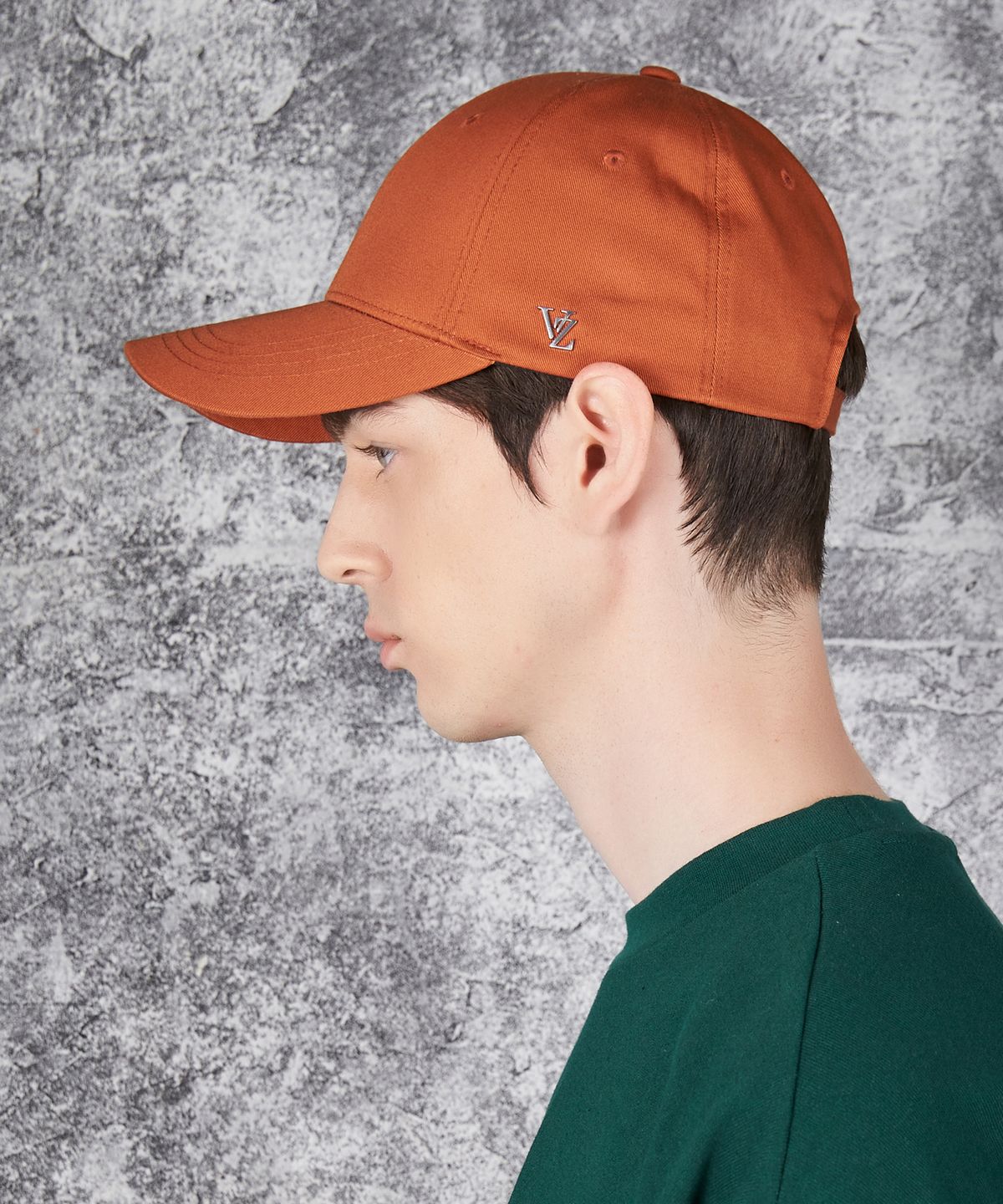 바잘(VARZAR) VZ 스터드 오버핏 볼캡 다크오렌지