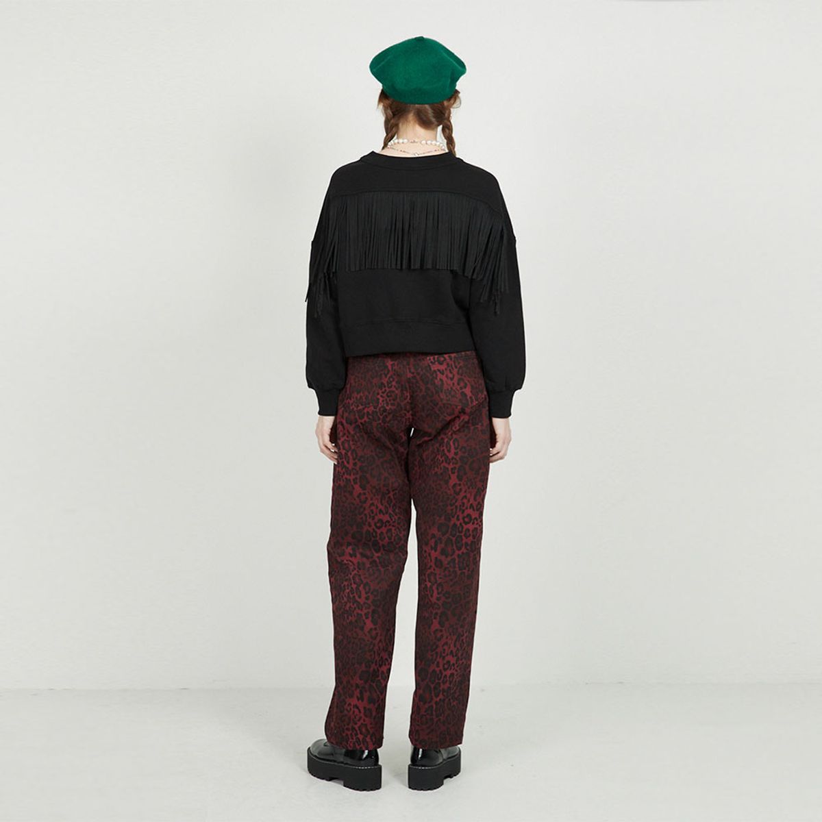 에프엠9102(FM91.02) WEST SWEAT SHIRTS_black