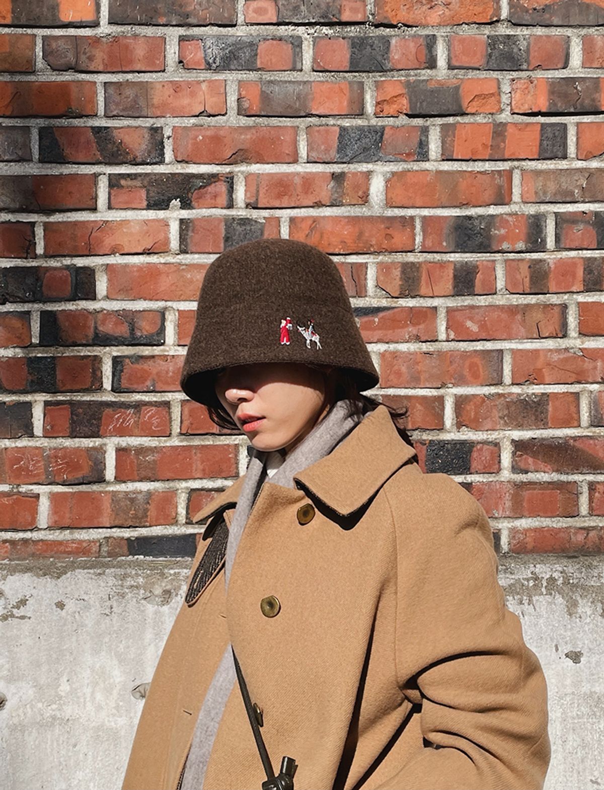 이감각(LEEGAMGAK) 조선 크리스마스 자수 니트 버킷햇(Christmas in Joseon bucket hat)