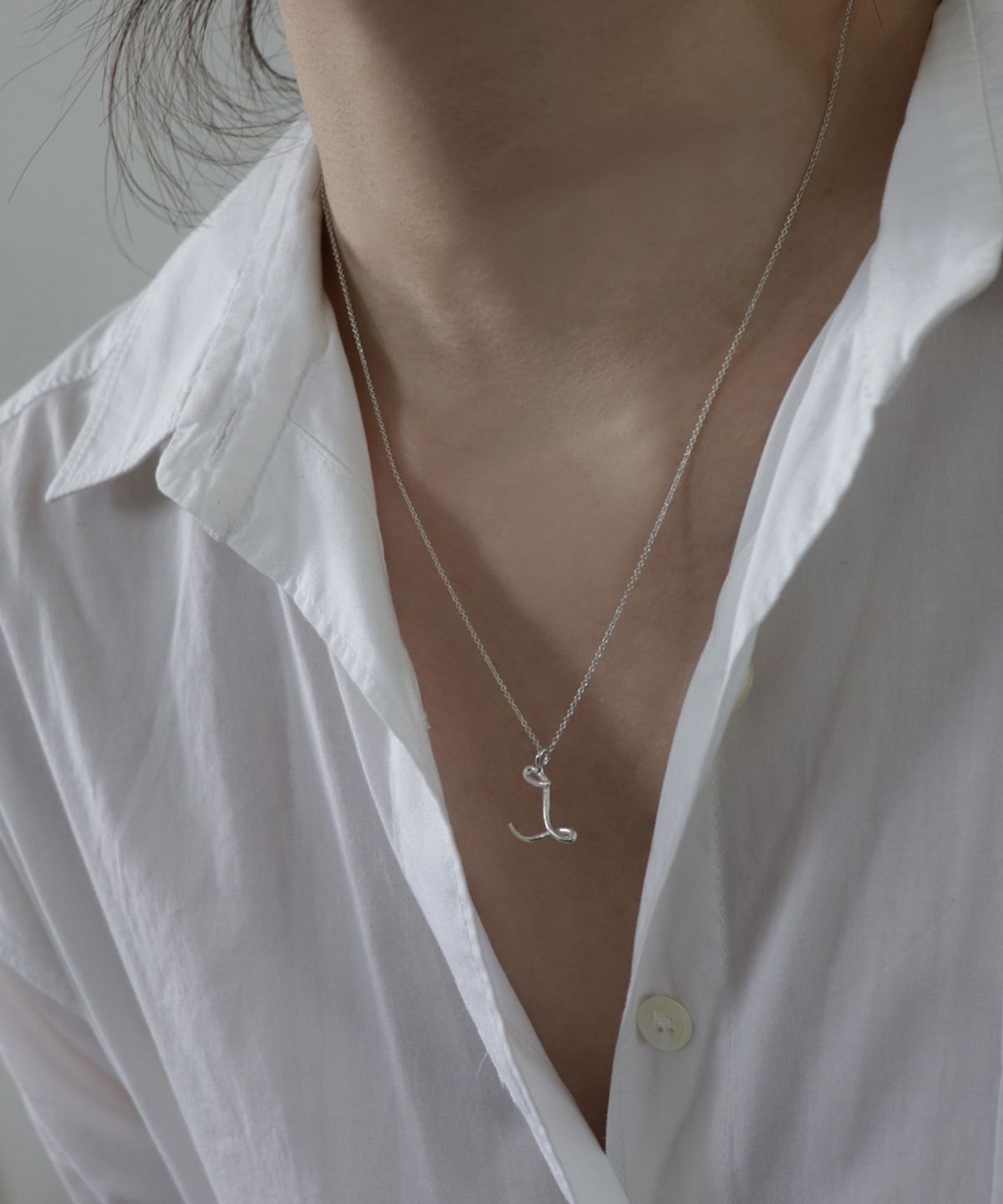 엘리오나(ELYONA) Initial Necklace 이니셜 목걸이 (골드/실버)