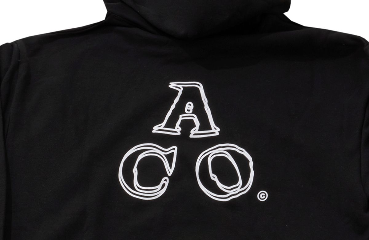 어퍼스트로피 콤마(APOSTROPHE COMMA) 더블 ACO 로고 후디 (블랙/화이트)