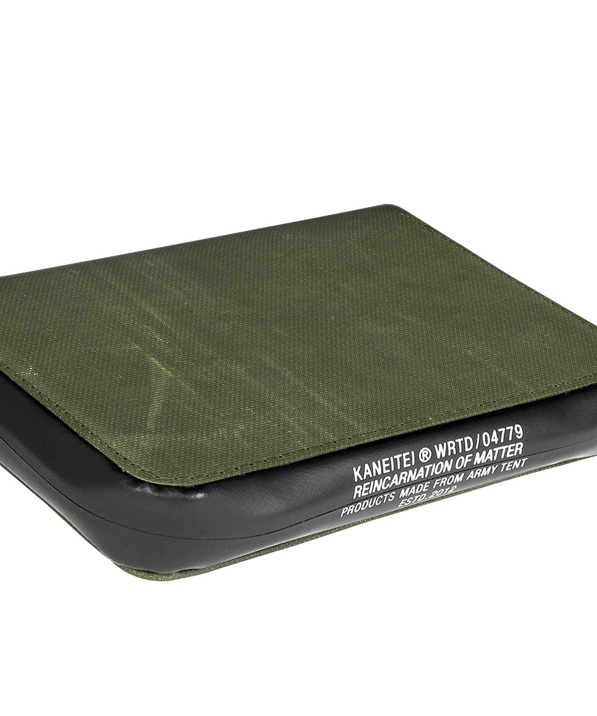카네이테이(KANEITEI) BERLIN LETTERING ZIP WALLET M (OLIVE DRAB) / UPCYCLED