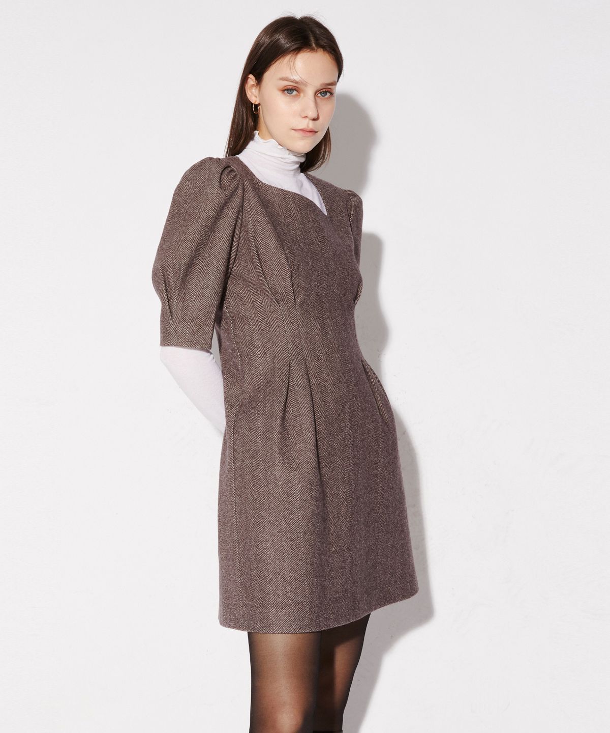 르세지엠(LESEIZEME) PUFF MINI DRESS - BROWN
