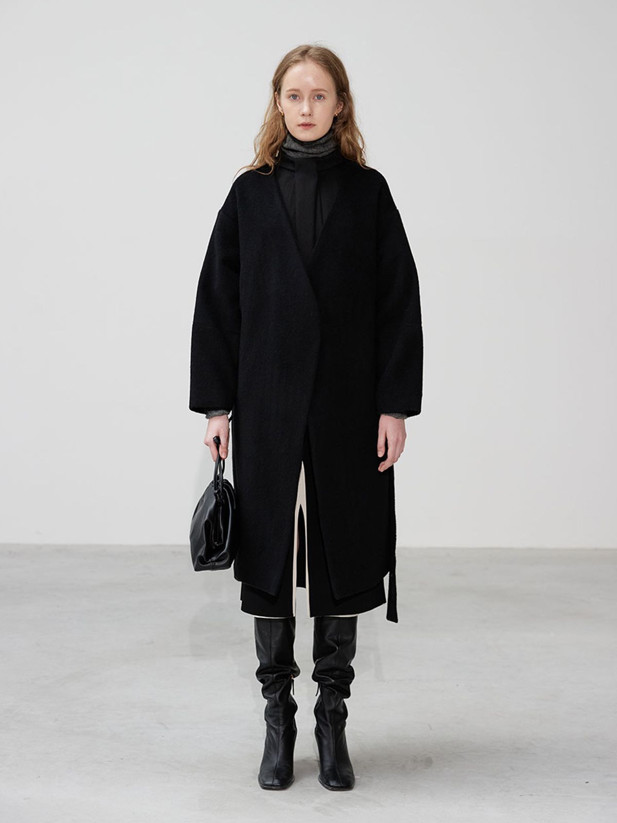 위메농(OUI MAIS NON) Wool alpaca minimal robe-coat