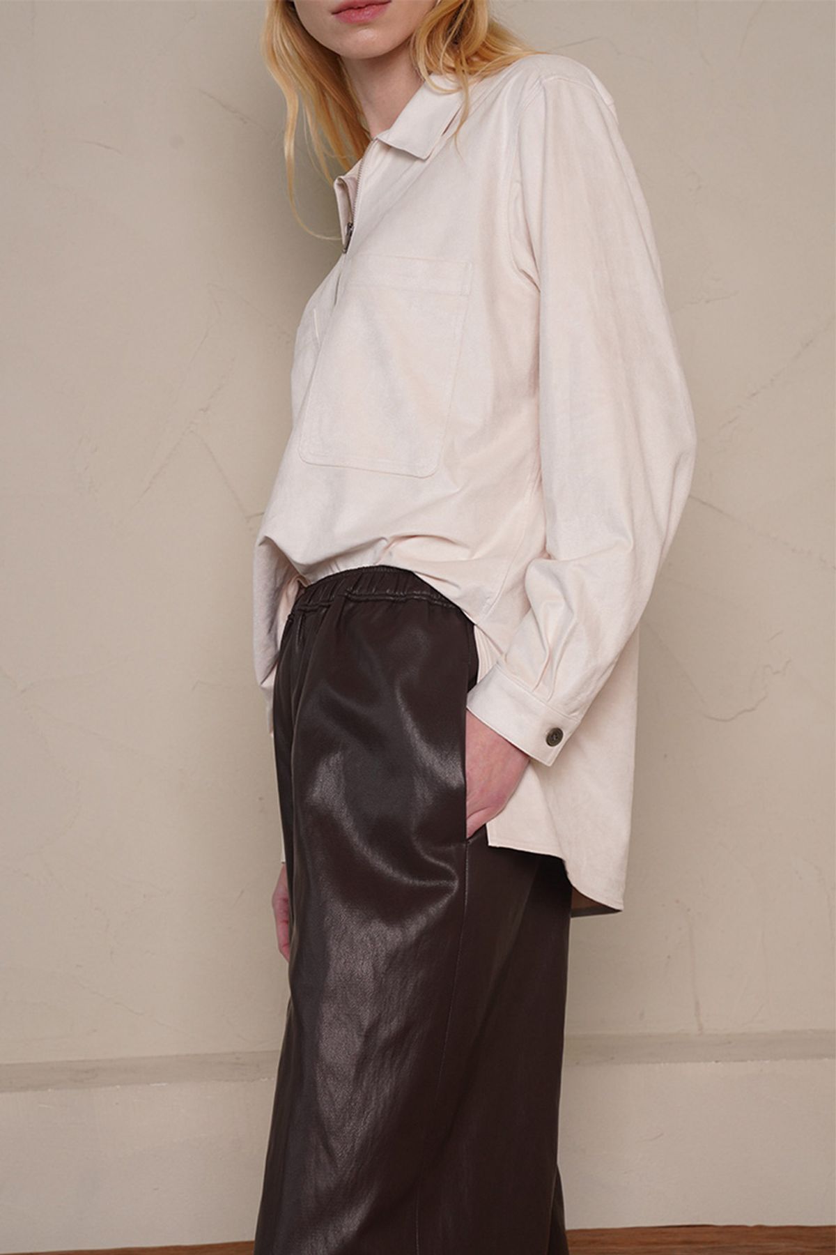 레터스(LETTUCE) Velvet zipper Shirts (ivory)