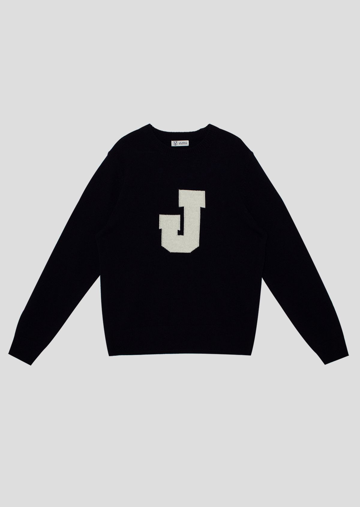 주네시 스포츠 클럽(JUNECI SPORTS CLUB) 제이 이니셜 메리노울 니트 (네이비)