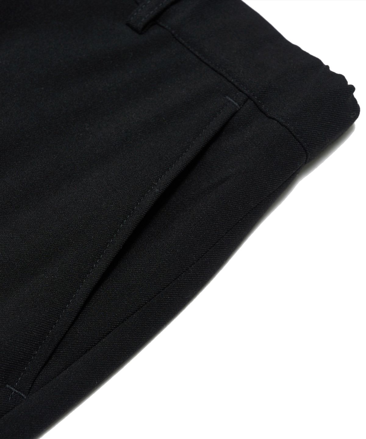 핀스드룩(FINSDRUCK) IN BANDING SEMI-WIDE FIT WIDE TURN-UP SLACKS(BLACK)