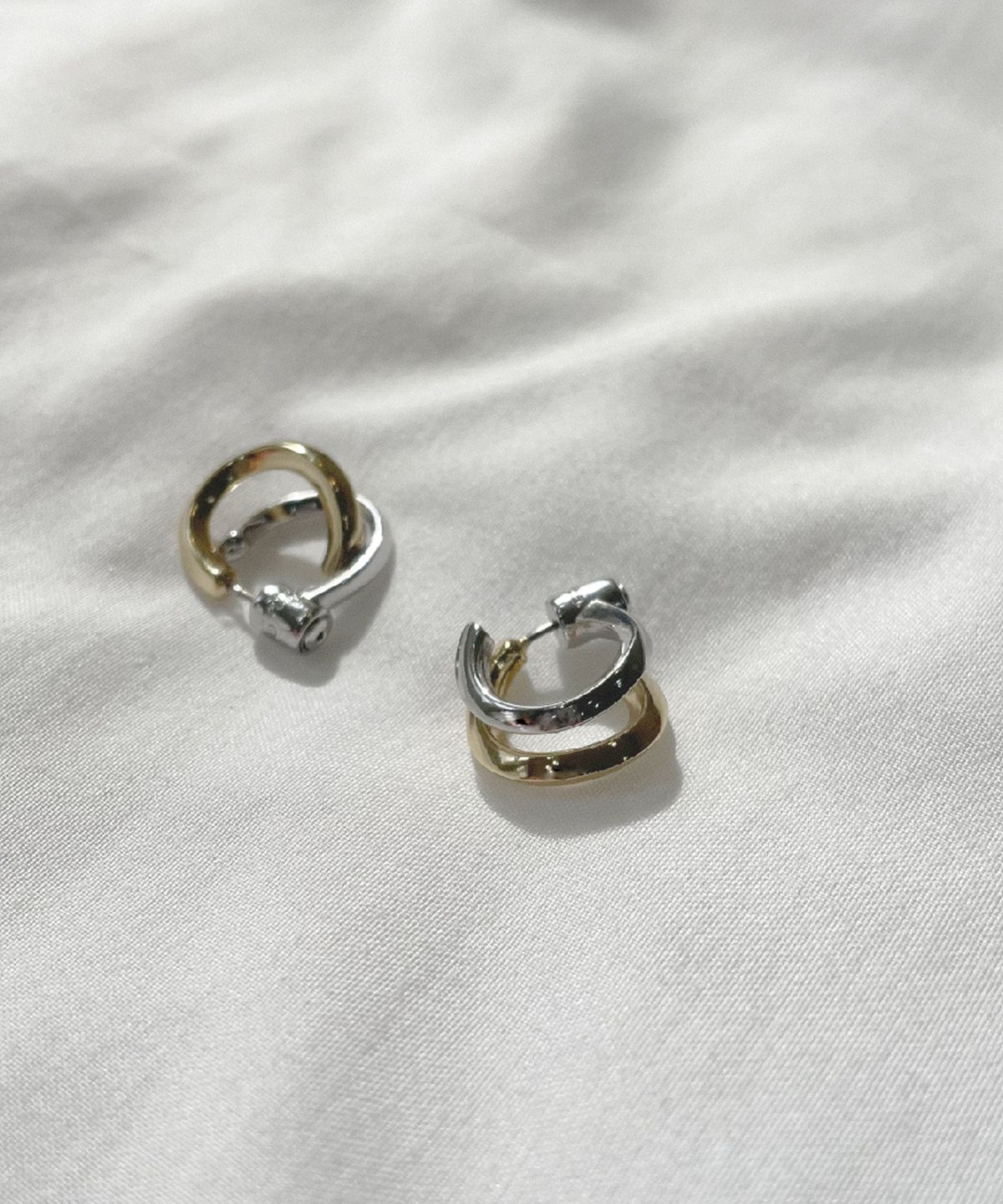 리타모니카(RITA MONICA) Metal Combi Earrings