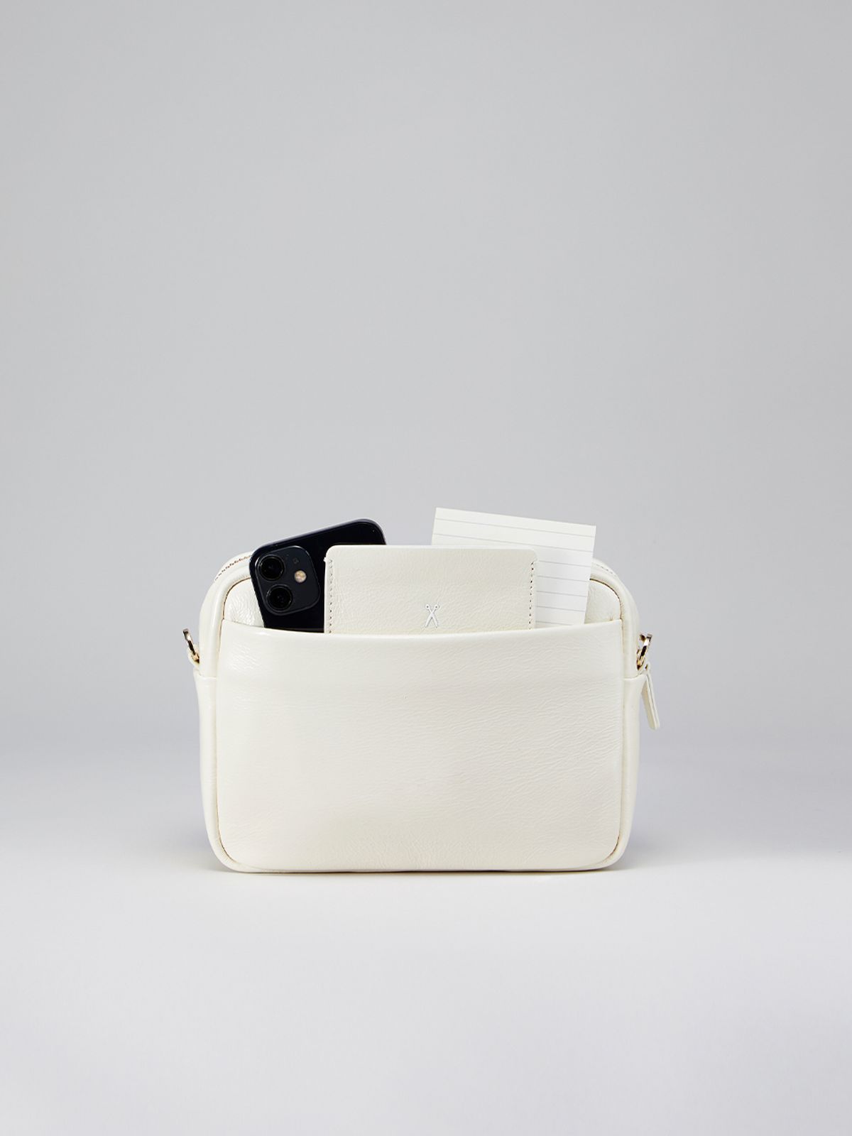 조셉앤스테이시(JOSEPH&STACEY) OZ Mini Square Bag With Chain Gardenia