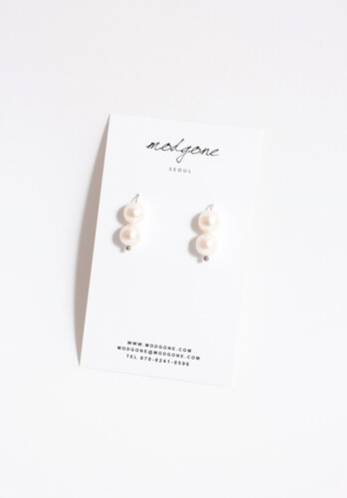 모드곤(MODGONE) 쌍둥이 담수진주 귀걸이 Twins Fresh Water Pearls earring