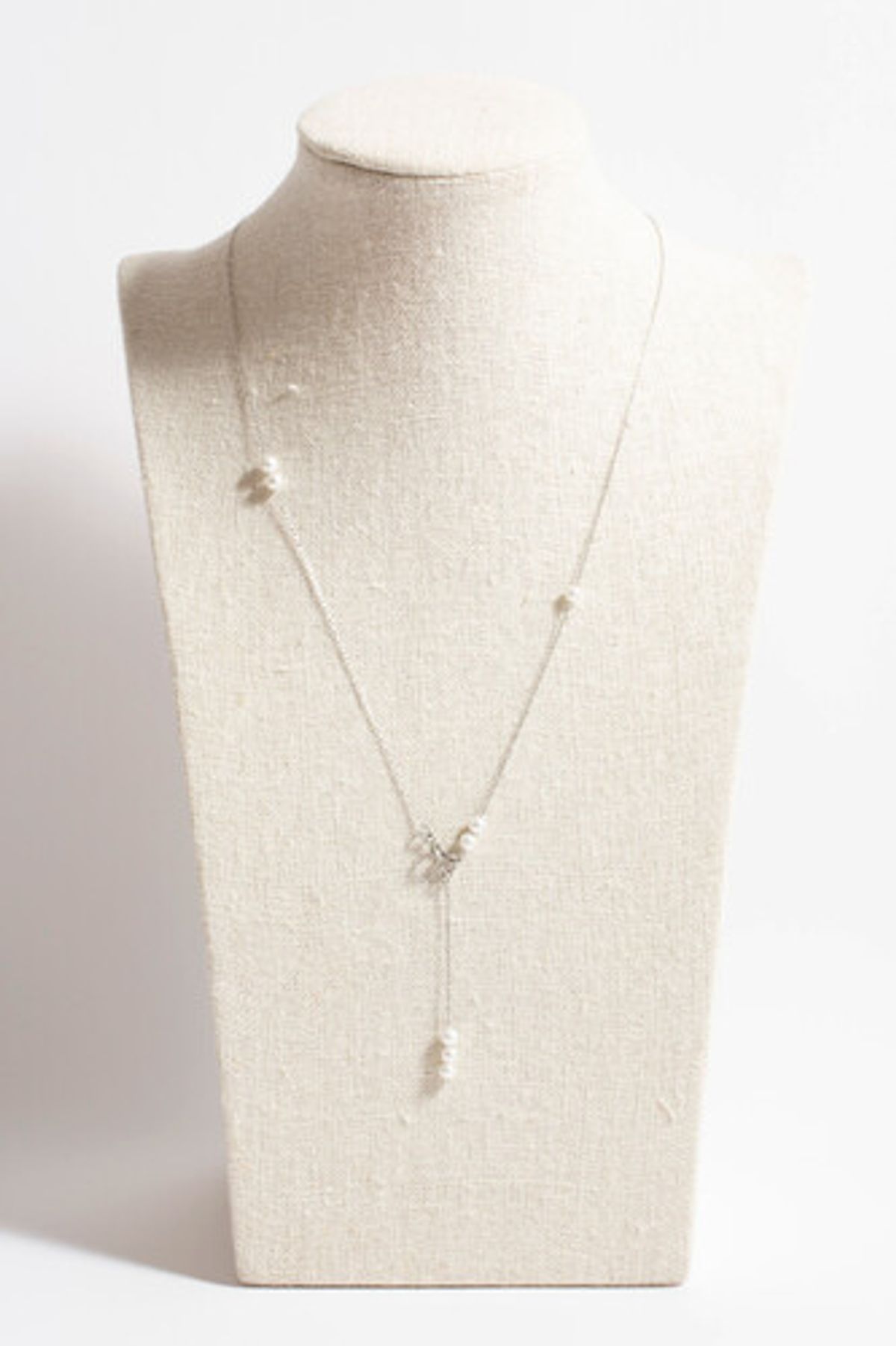 모드곤(MODGONE) 작은 진주 방울 실버톤 목걸이 Tiny Pearls Silver-tone necklace