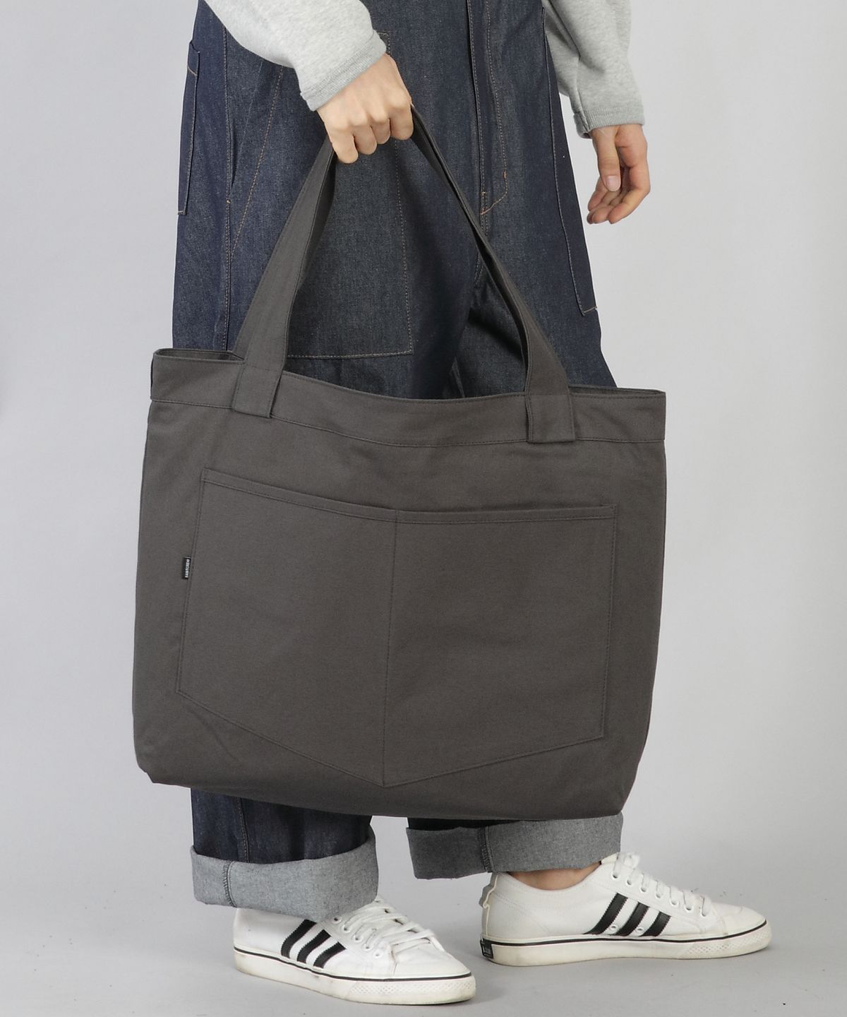 세인트크루(SAINTCREW) 펜타곤 포켓 빅사이즈 에코백 PP-108 차콜