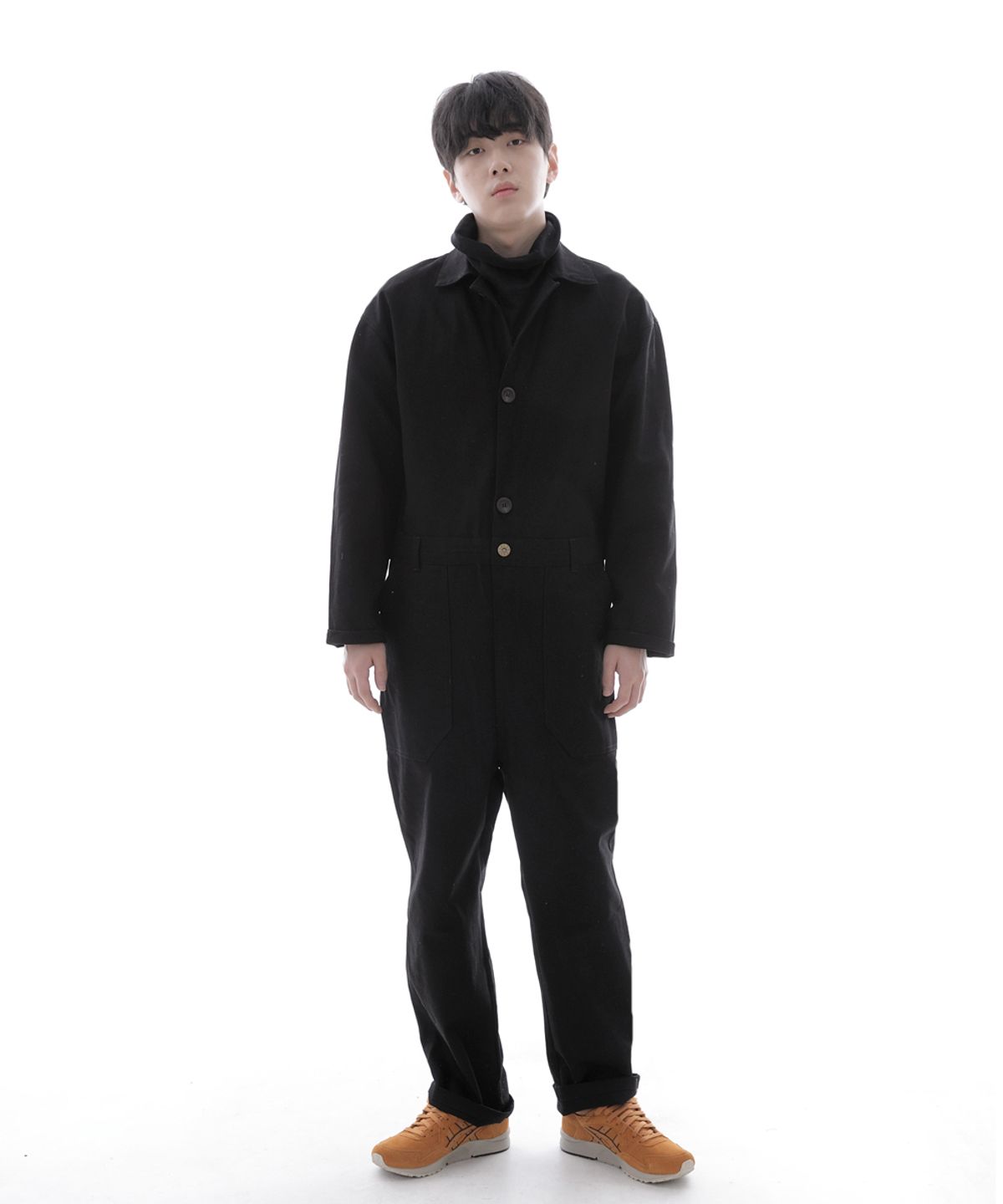 세인트크루(SAINTCREW) 센터버튼앤집업 테이퍼드 점프슈트 CBZ-505 블랙