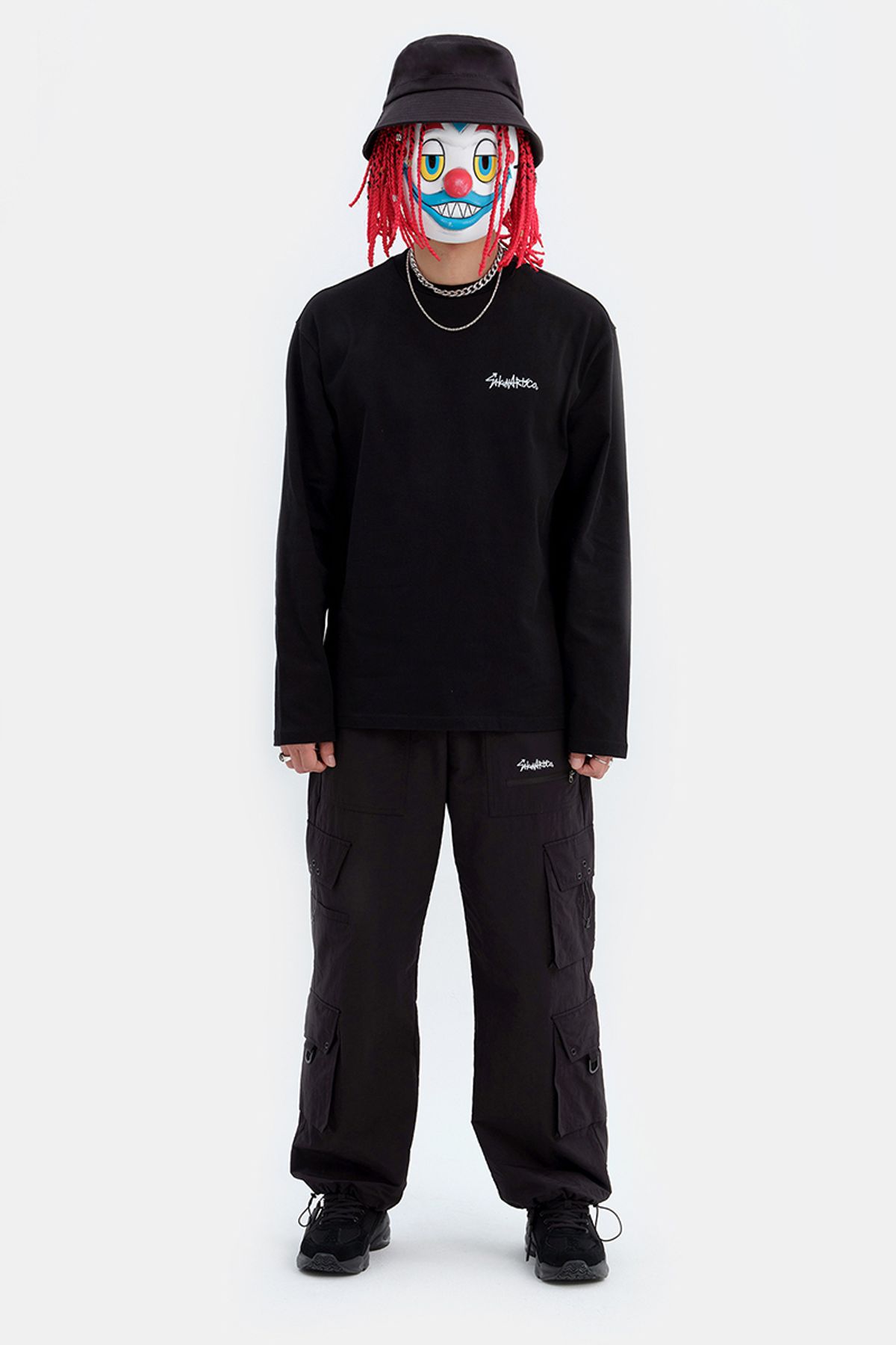 사쿤(SAKUN) 남녀공용 라운드 긴팔티셔츠(블랙) TAG T-SHIRT BLACK
