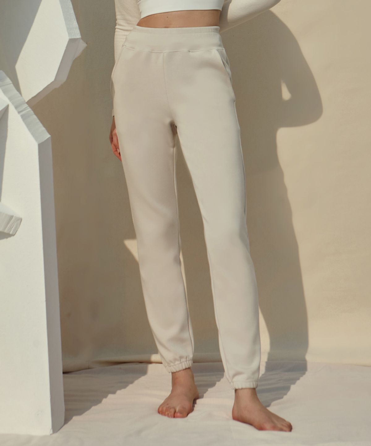 데비웨어(DEVIWEAR) 에티튜드 스웨트 팬츠 DEVI-B0033-오트밀