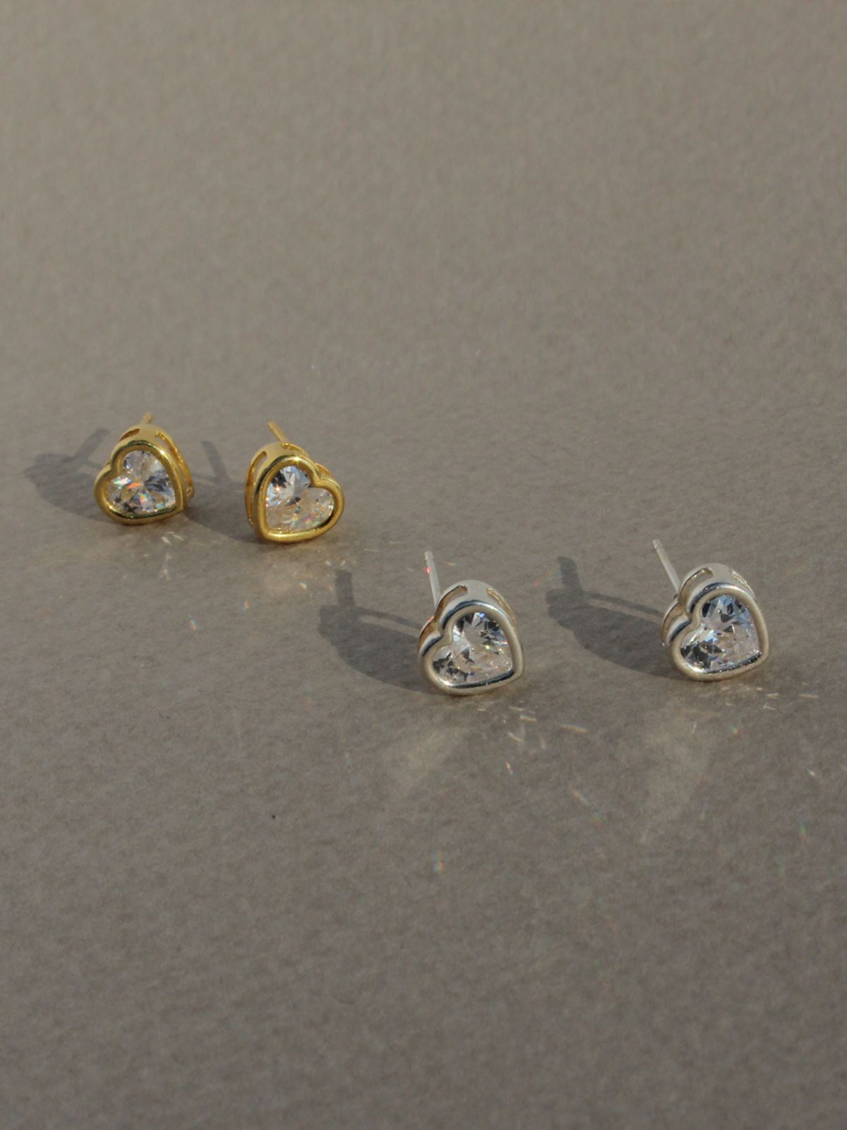 포스트루드(POSTLUDE) [SILVER] HEART CZ BEZEL SETTING E (2 COLORS)