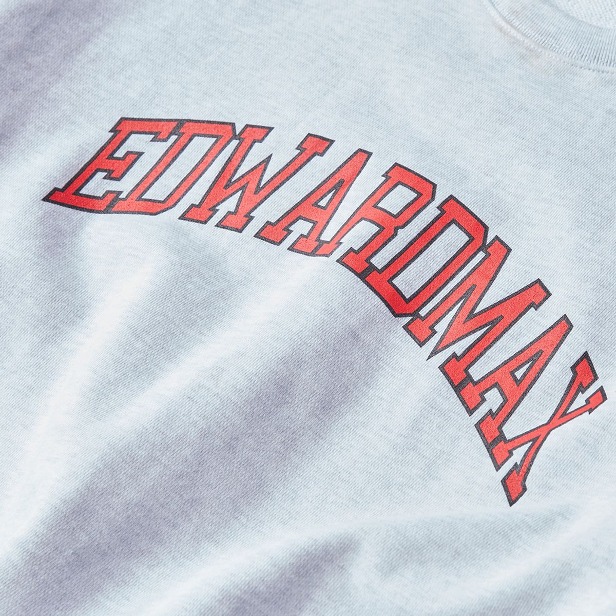 에드워드맥스(EDWARDMAX) 오버핏 빅로고 나염 맨투맨(EDWARD)
