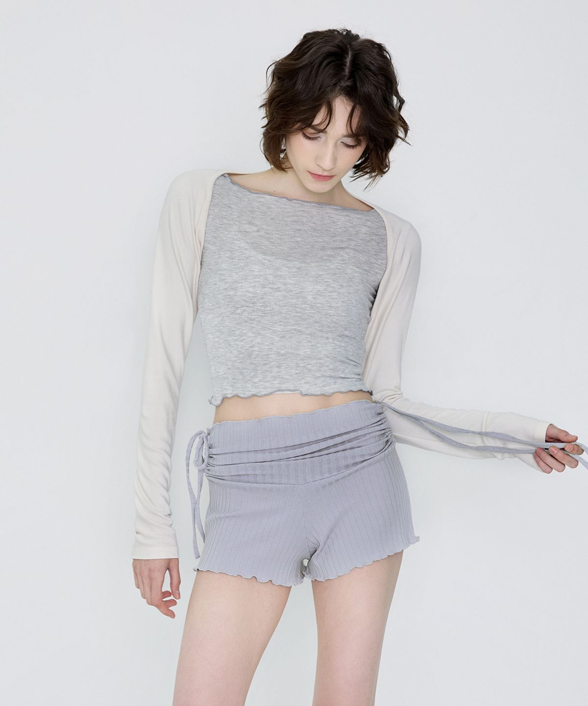 데비웨어(DEVIWEAR) 여성 요가복 DEVI-T0064-아이보리 필라테스 유닛 슬릿 볼레로