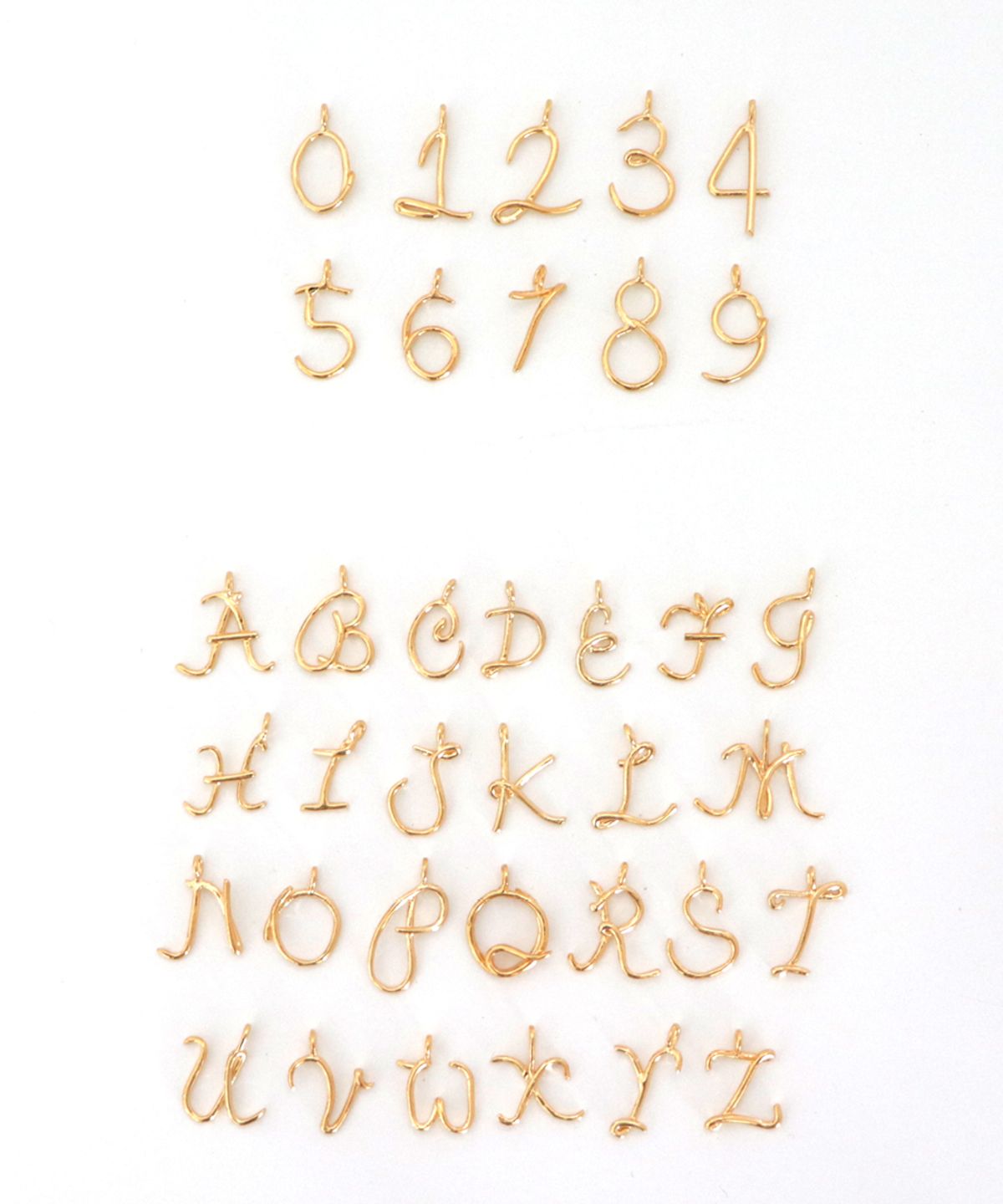 엘리오나(ELYONA) Initial Earrings 이니셜 귀걸이 (골드/실버)