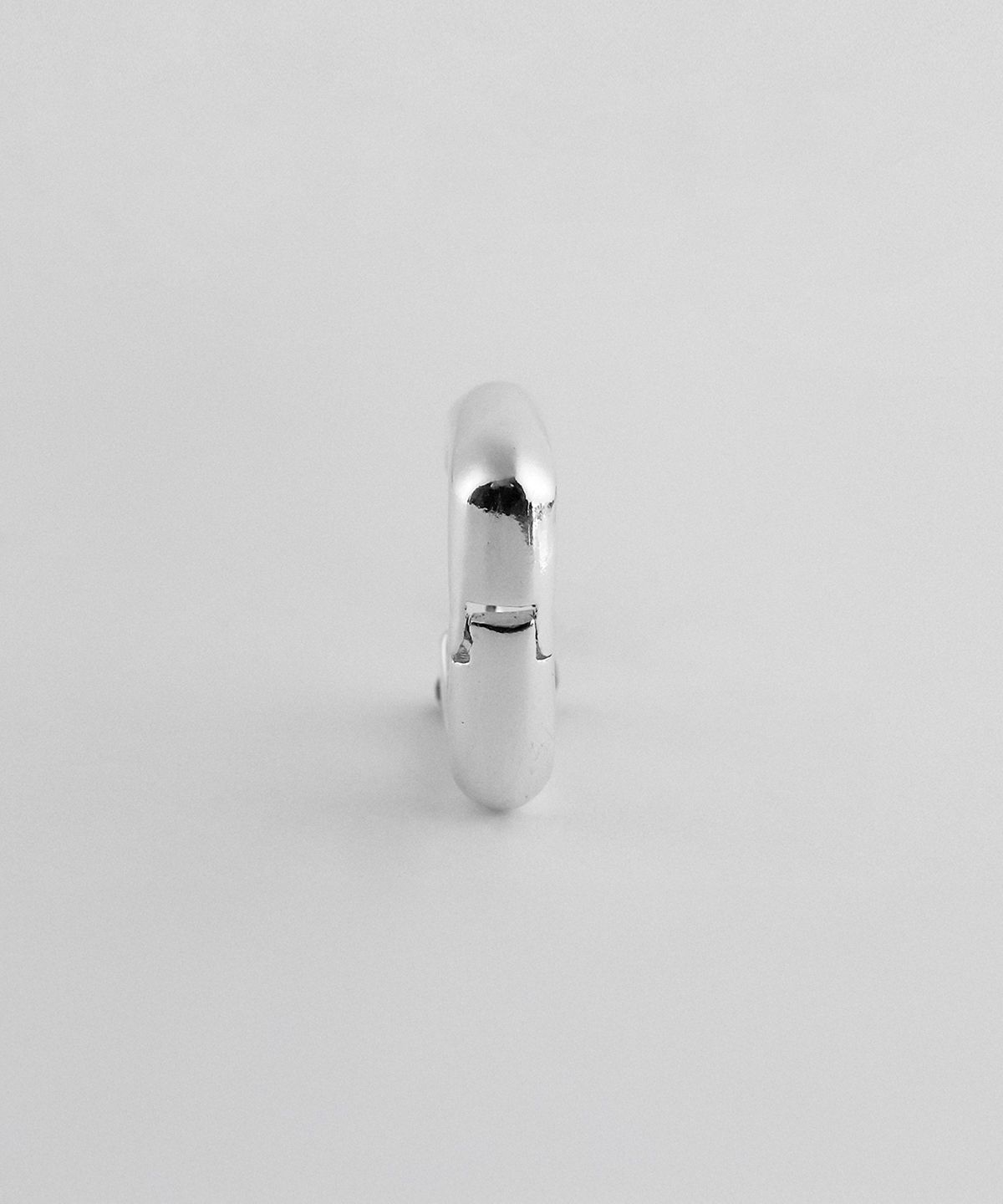쿼르코어(QUARQOR) #7712 silver92.5 EARRING