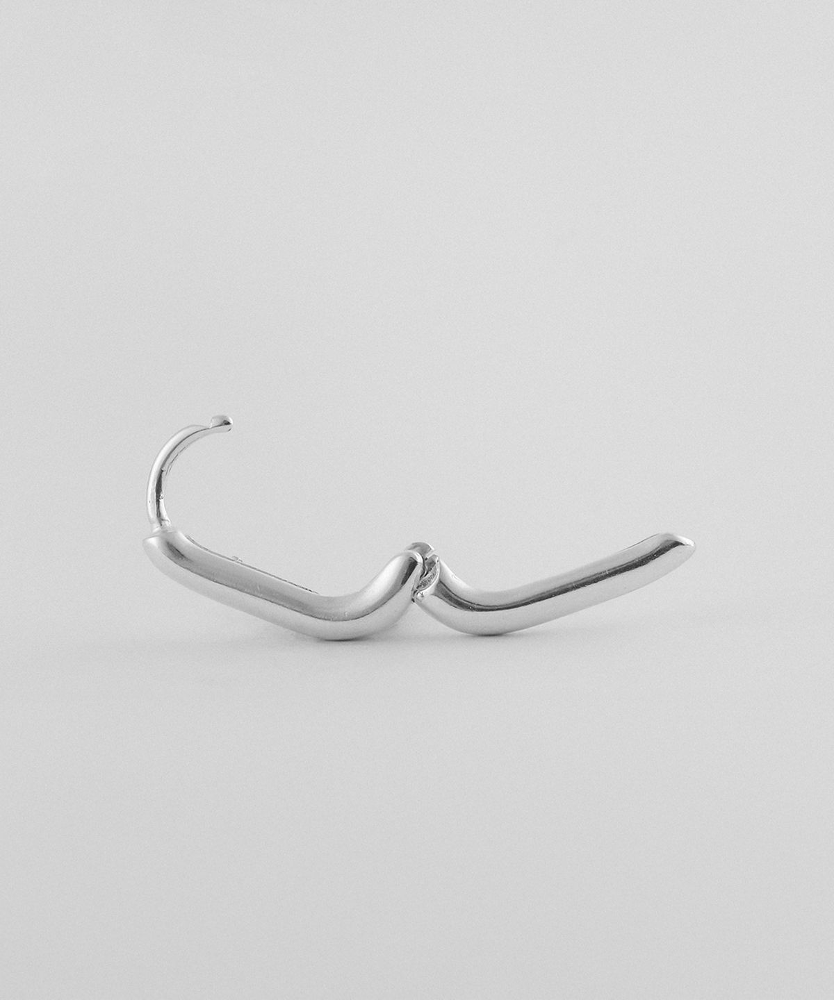 쿼르코어(QUARQOR) #7707 silver92.5 EARRING