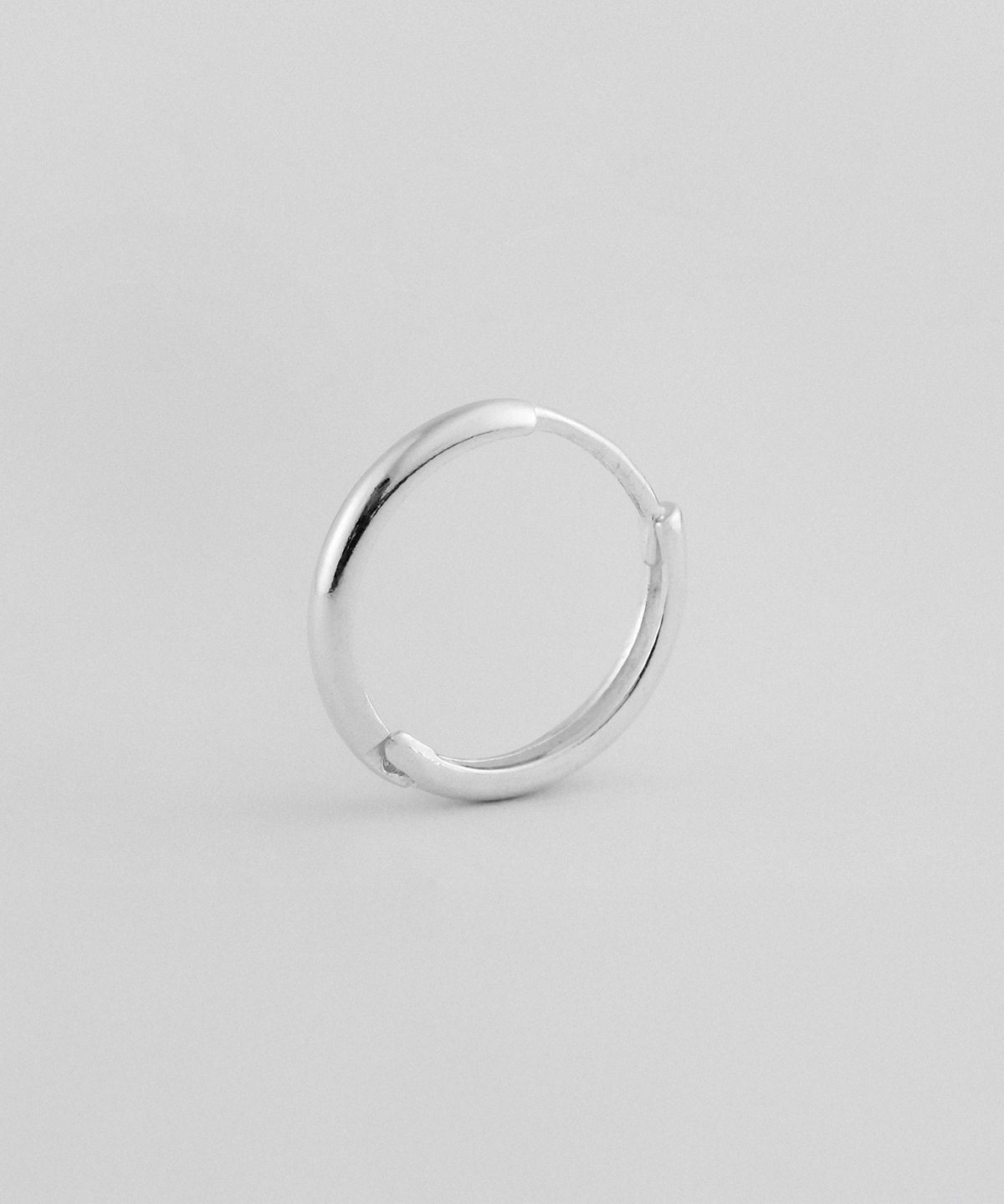 쿼르코어(QUARQOR) #7702 silver92.5 EARRING