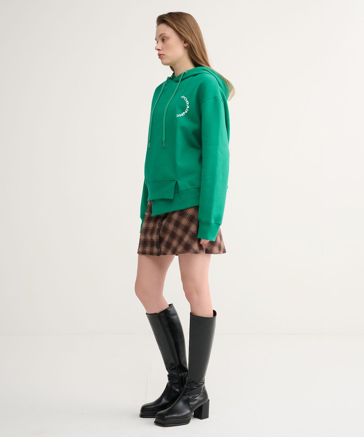 느와(NOIR) Atom Skirt