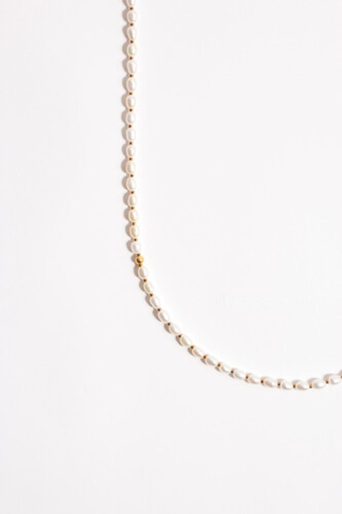 모드곤(MODGONE) 화이트 담수 진주 롱 목걸이 White Fresh Water Pearl Long necklace